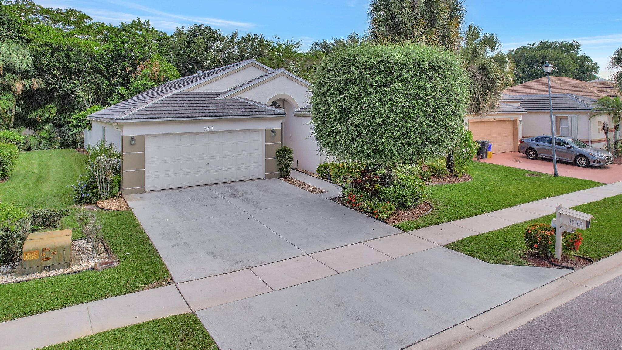 Lake Worth, FL 33467,3932 Summer Chase CT