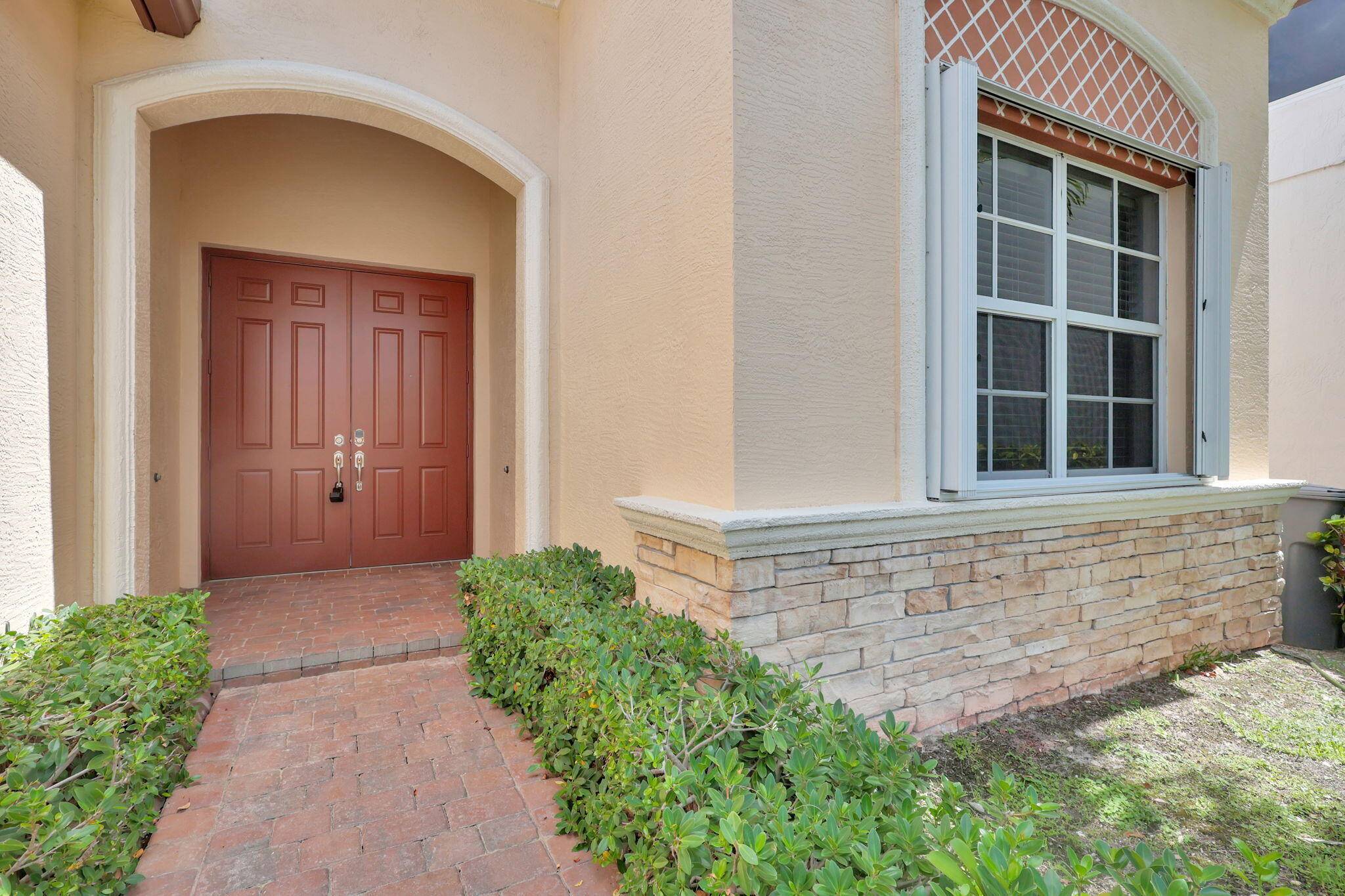 Lake Worth, FL 33467,9955 Via Amati