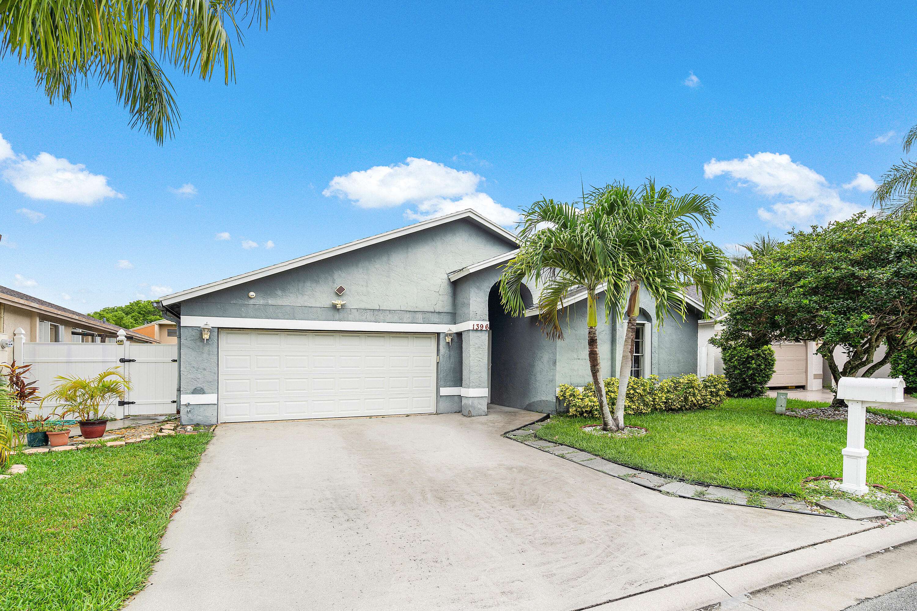 Wellington, FL 33414,1396 Waterway Cove DR