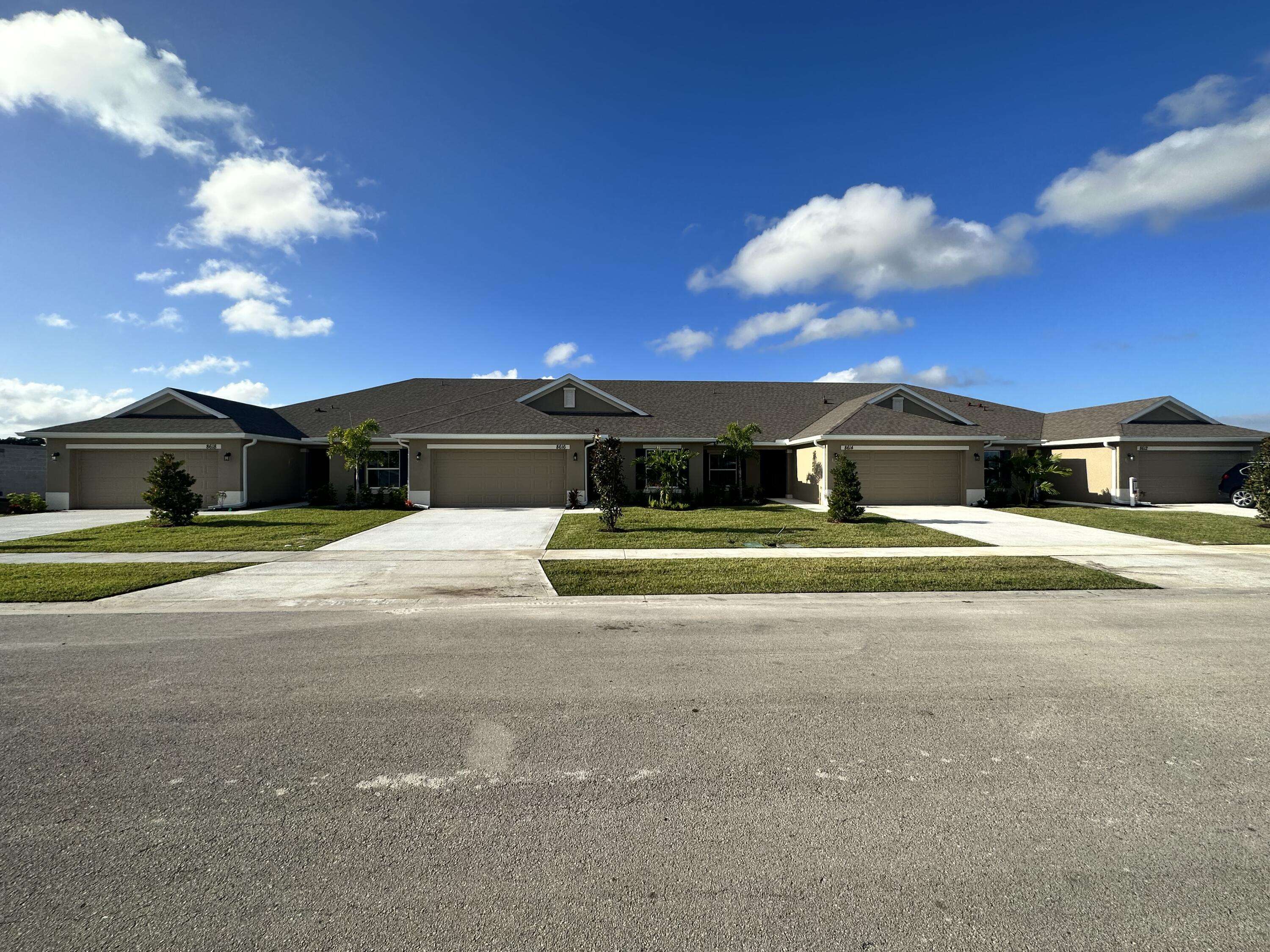 Fort Pierce, FL 34951,8645 Modeno ST