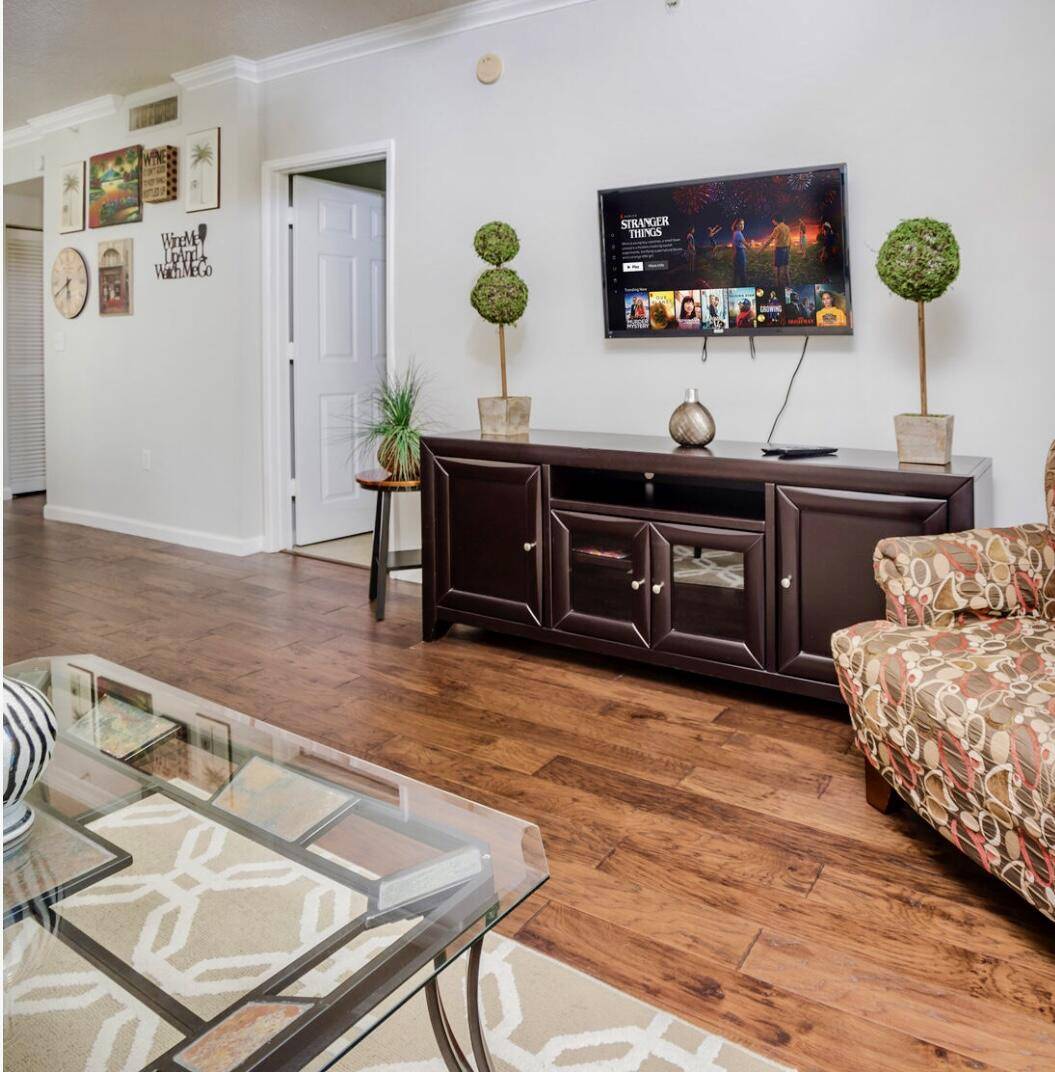 West Palm Beach, FL 33401,630 S Sapodilla AVE 402