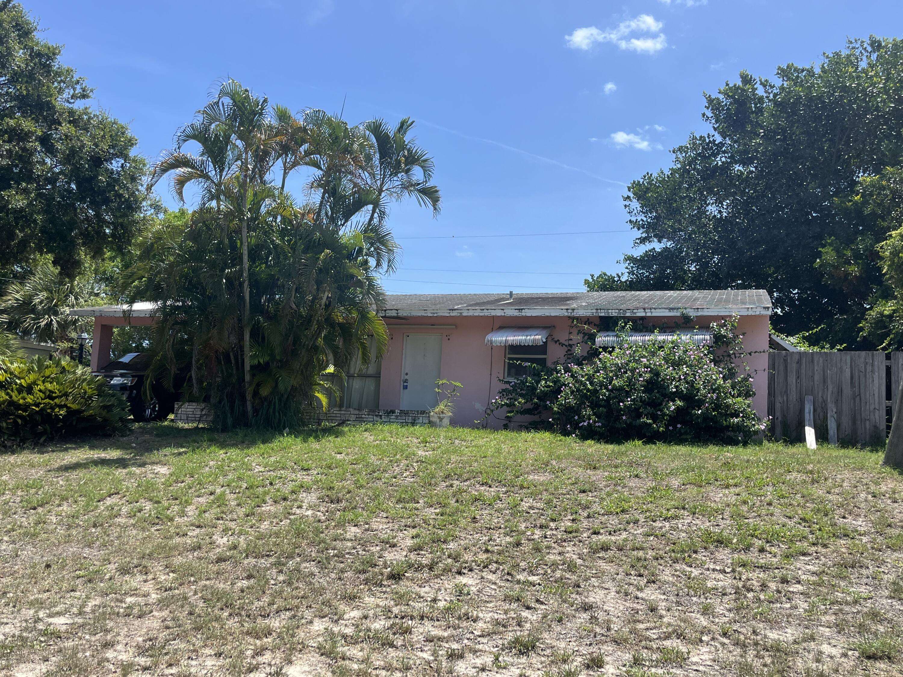 Jensen Beach, FL 34957,1425 NE Waveland AVE