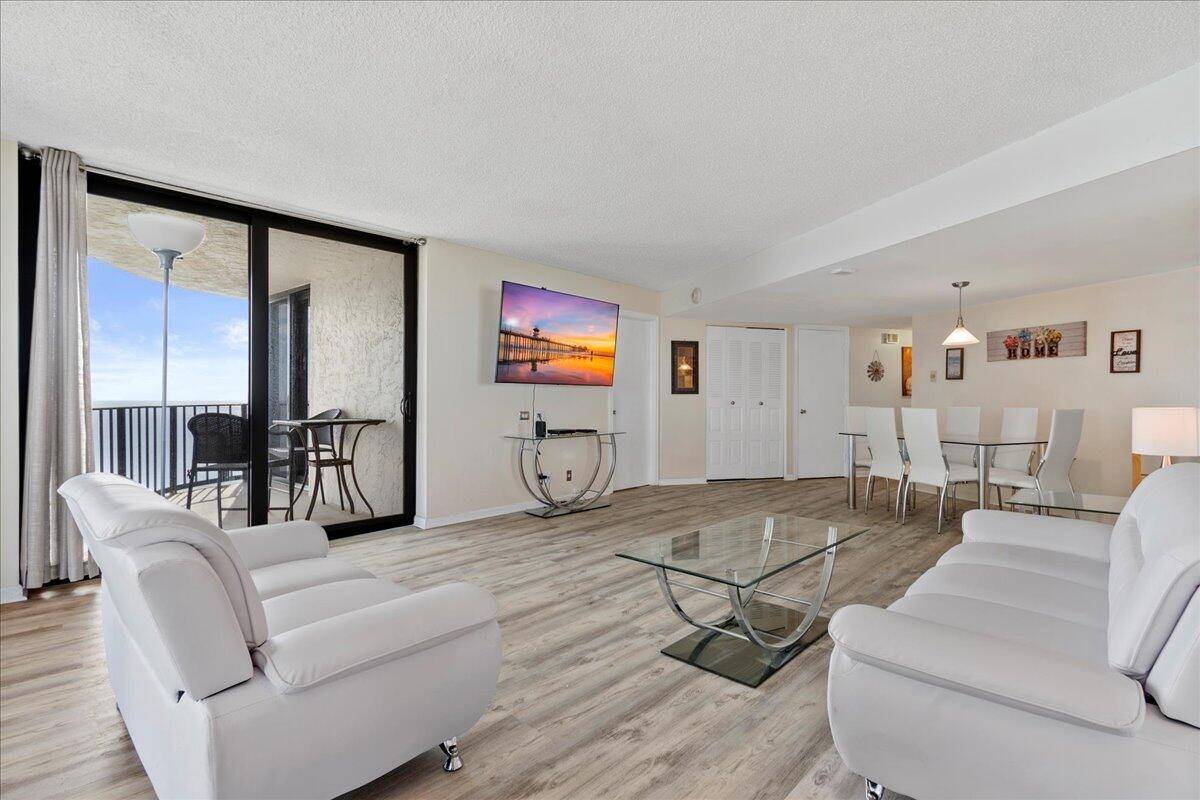Riviera Beach, FL 33404,5420 N Ocean DR 903