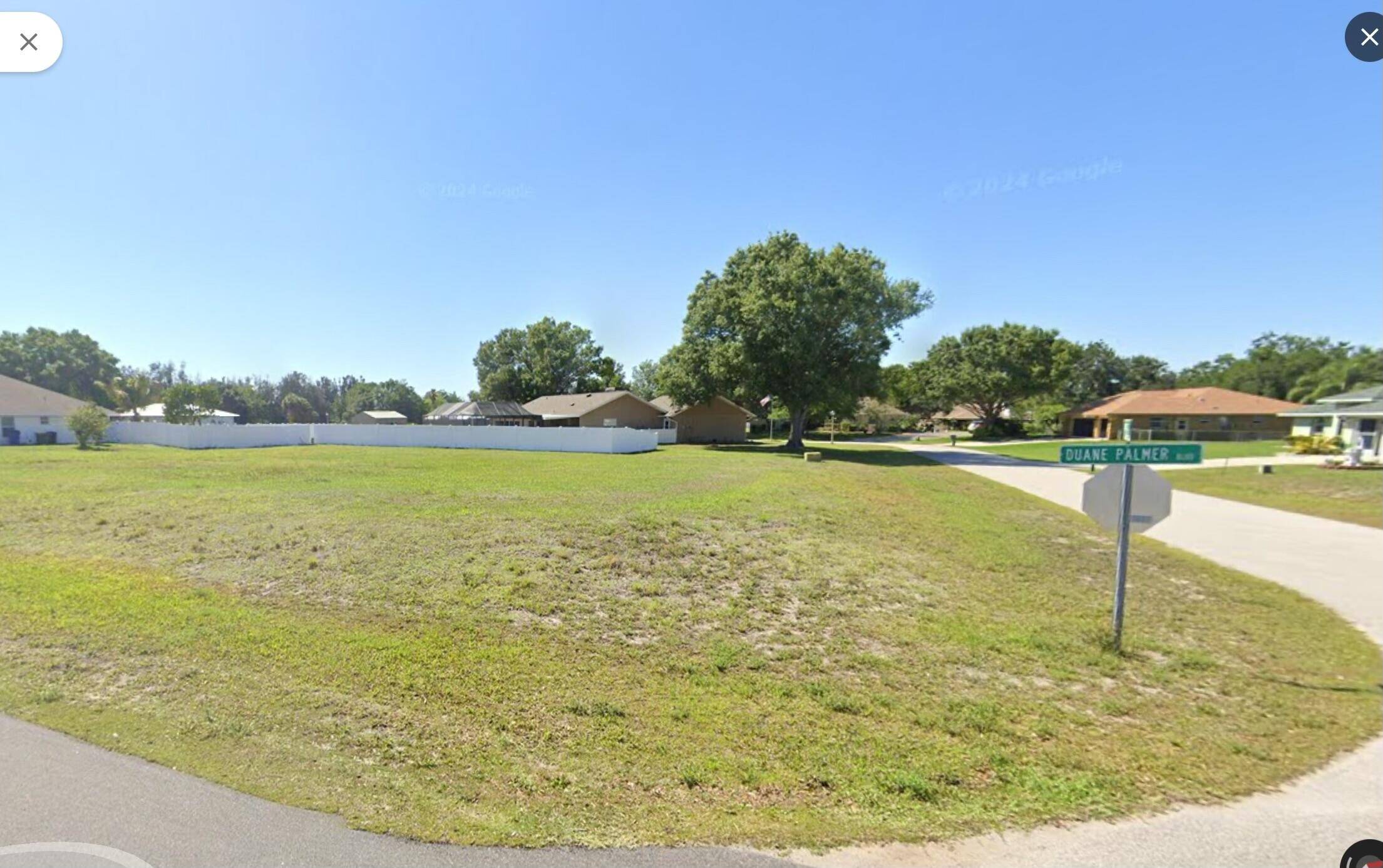 Sebring, FL 33876,2917 Pebble LN