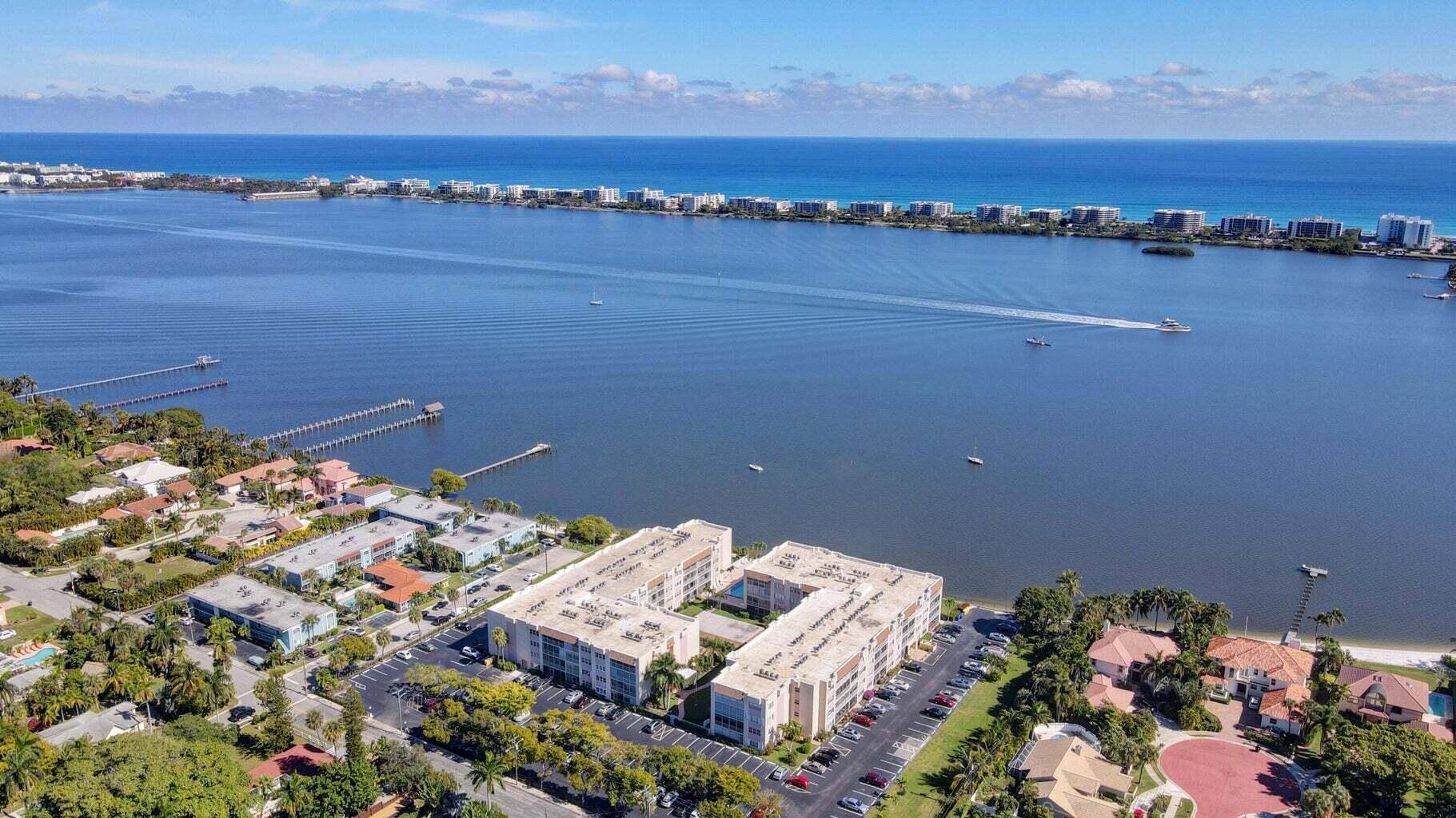 Lake Worth Beach, FL 33460,1502 S Lakeside DR #301