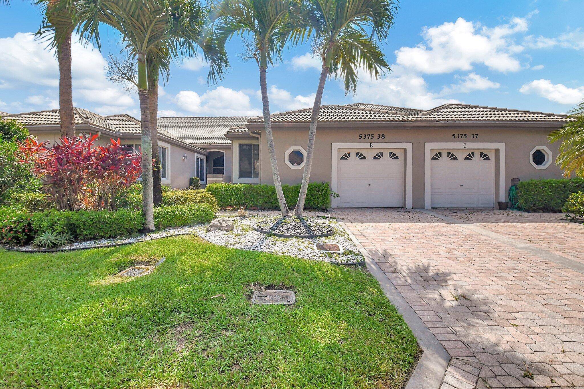 Delray Beach, FL 33484,5375 Monterey CIR B