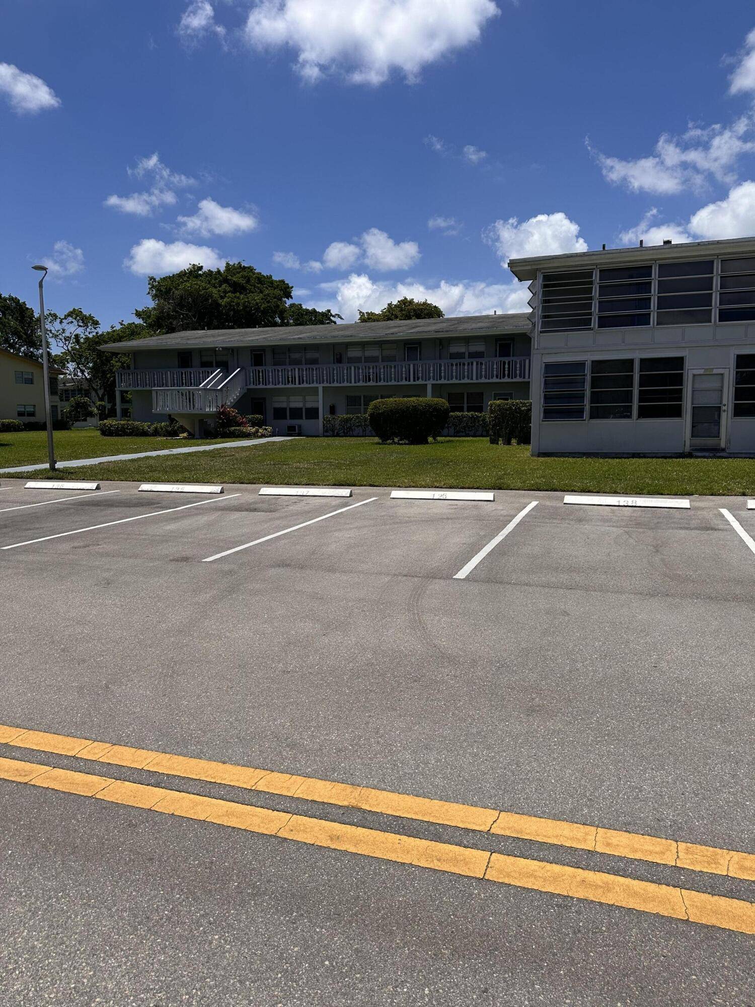 Deerfield Beach, FL 33442,125 Upminster F 125