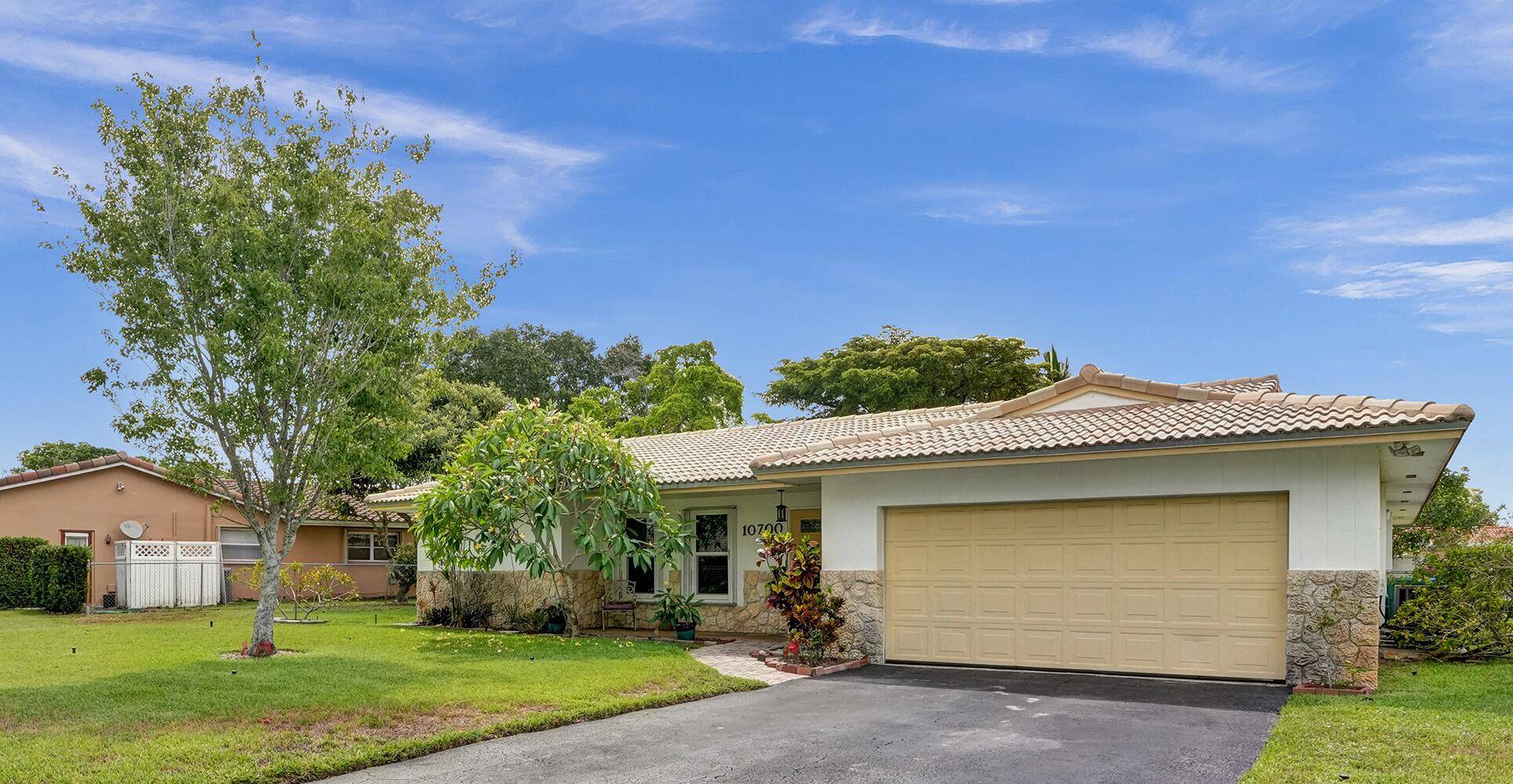 Coral Springs, FL 33065,10700 NW 43rd CT