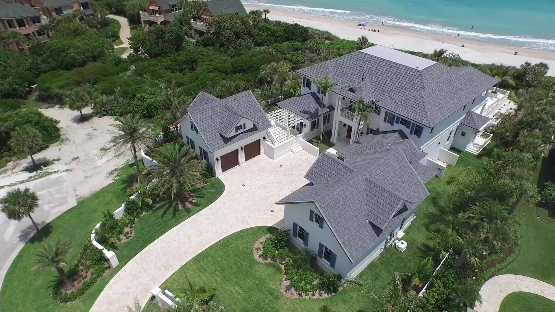 Vero Beach, FL 32963,955 Pebble LN