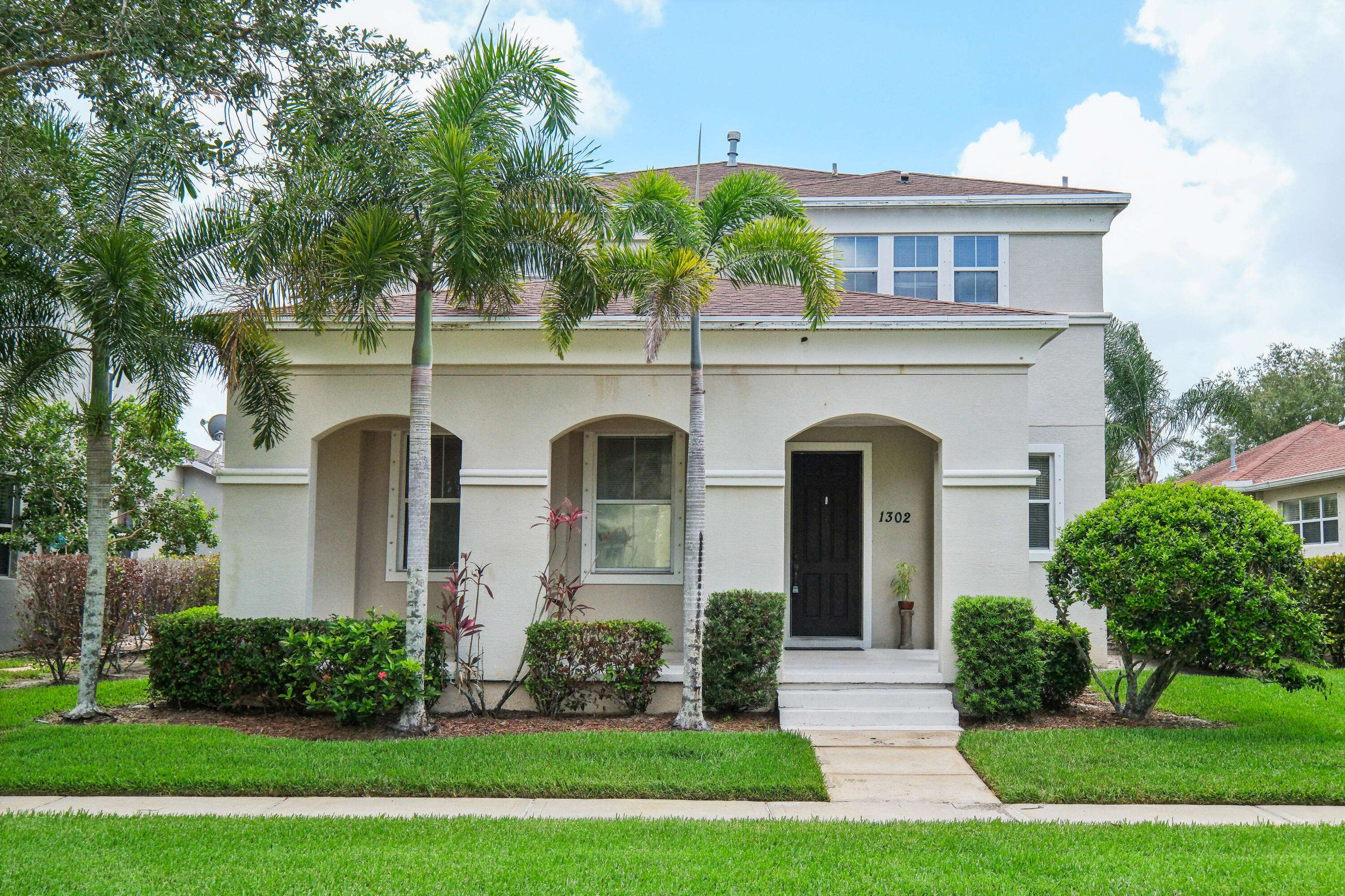 Vero Beach, FL 32966,1302 Classic CT