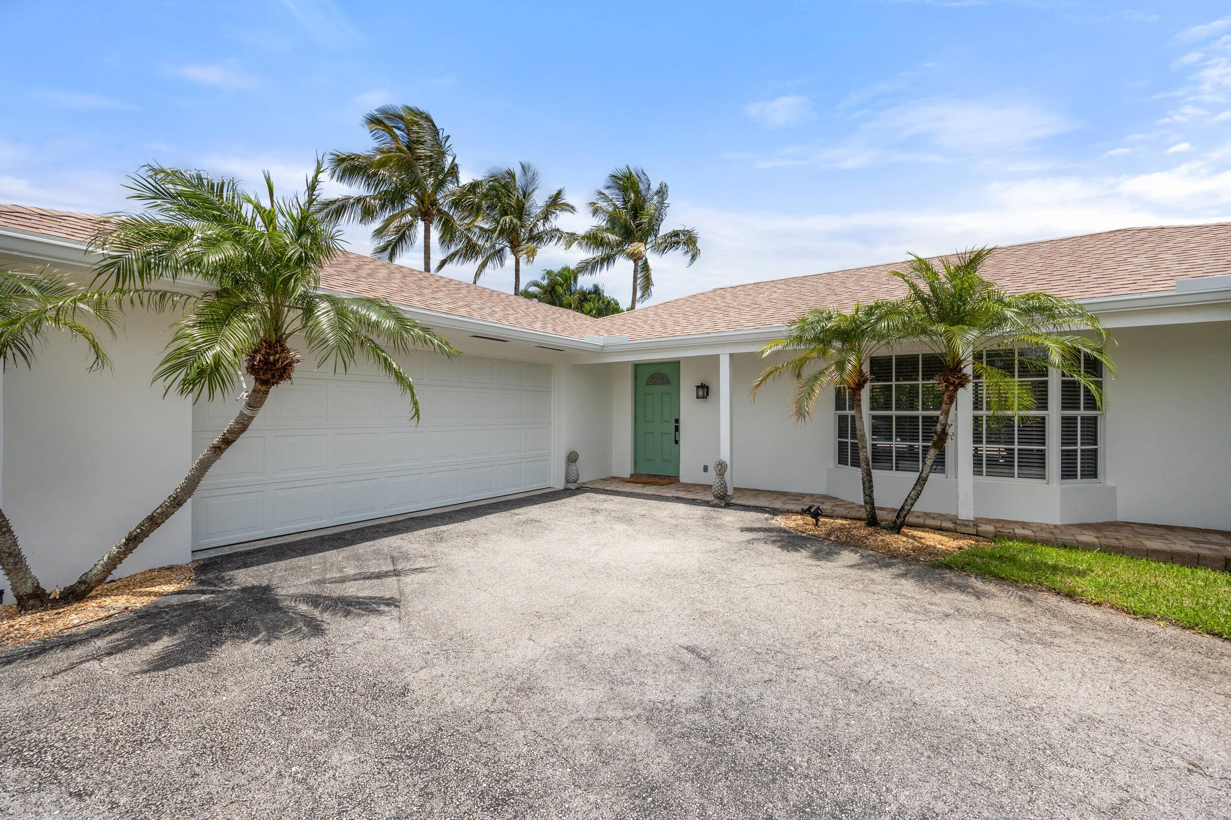 Tequesta, FL 33469,104 Fairview West