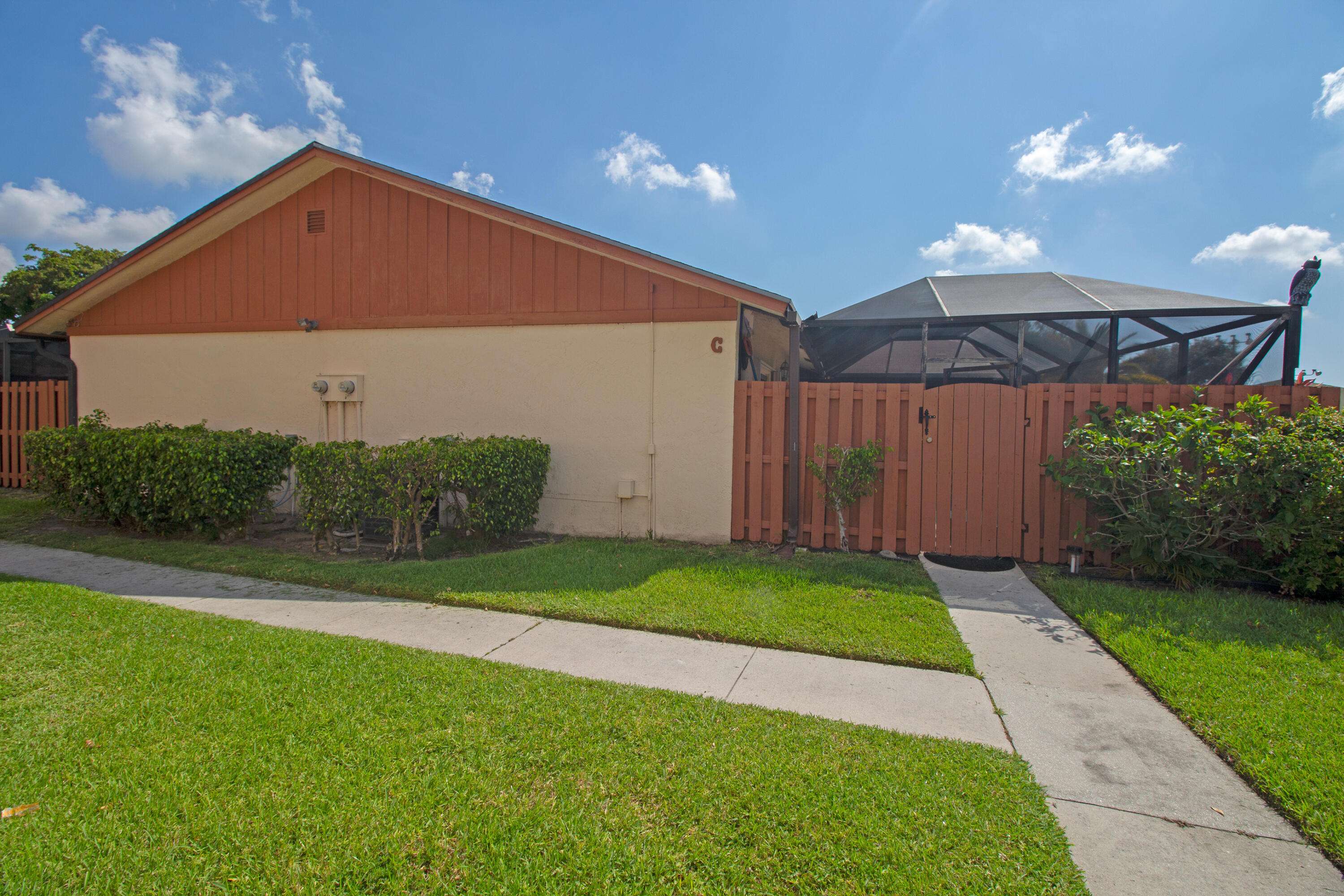 West Palm Beach, FL 33415,1191 Summit Pl CIR C