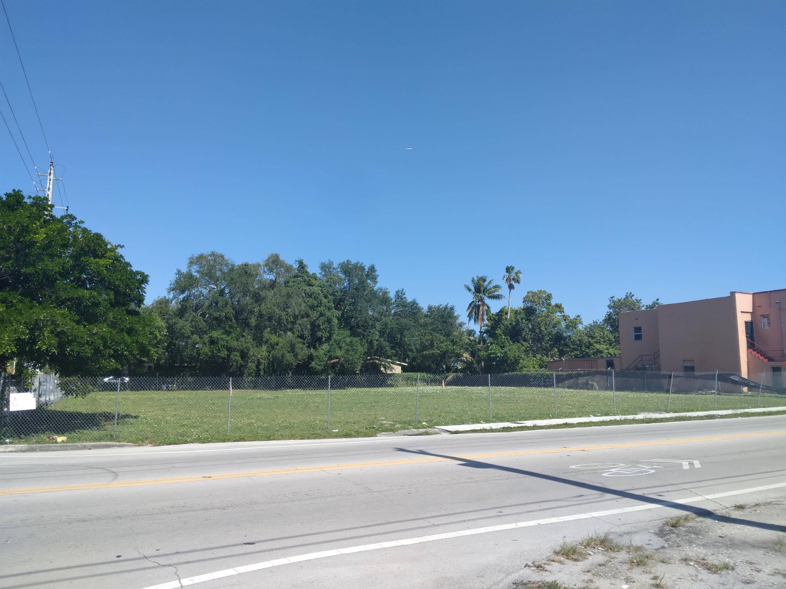 Miami, FL 33127,5141 NW 2nd AVE
