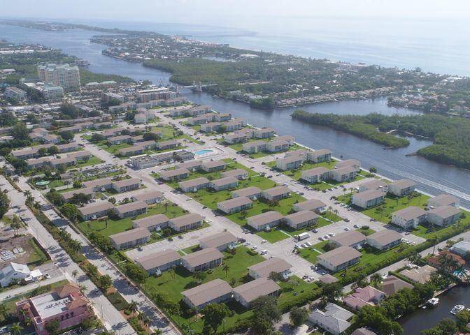 Boynton Beach, FL 33435,850 E Horizons 207