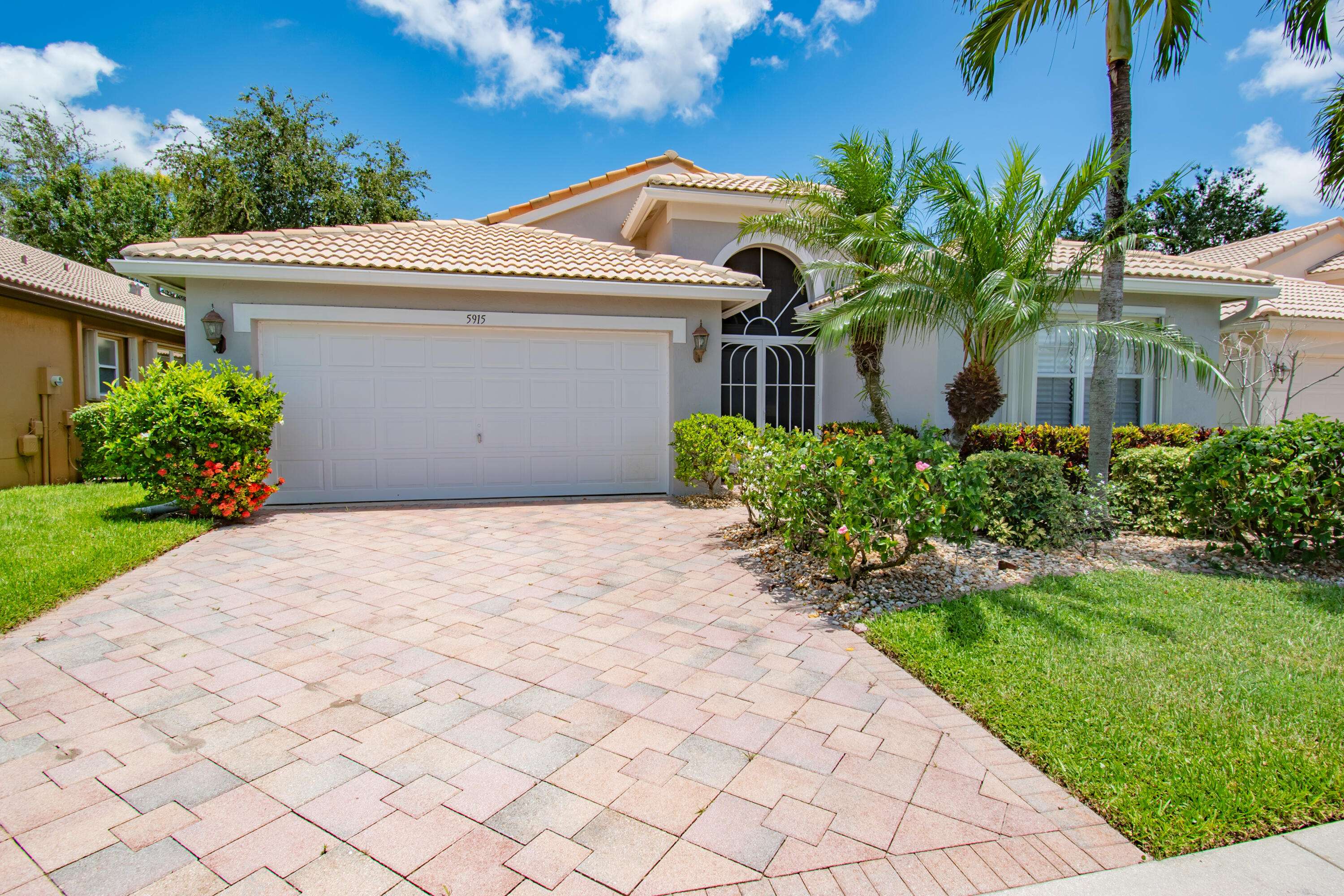 Boynton Beach, FL 33437,5915 Royal Isles BLVD