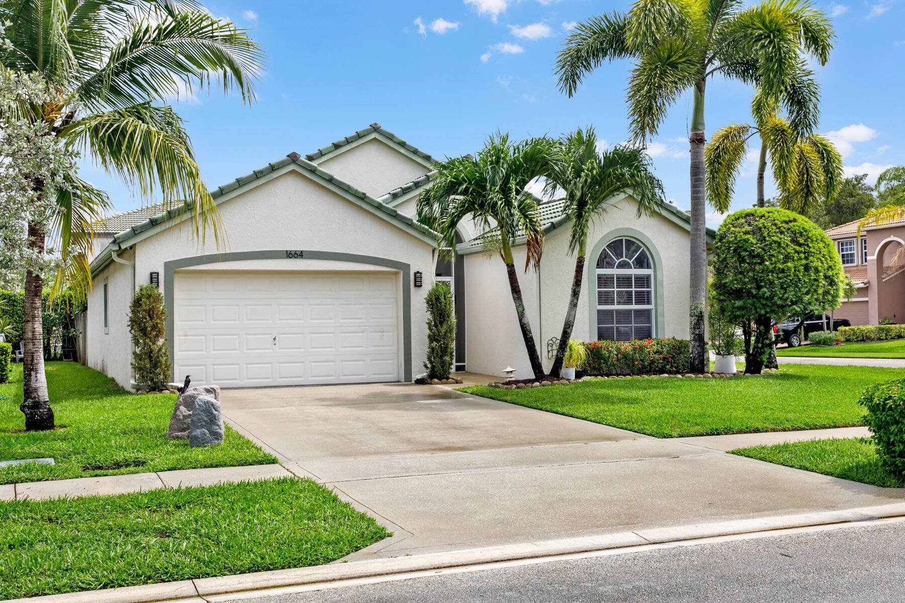 Wellington, FL 33414,1664 Oak Berry CIR