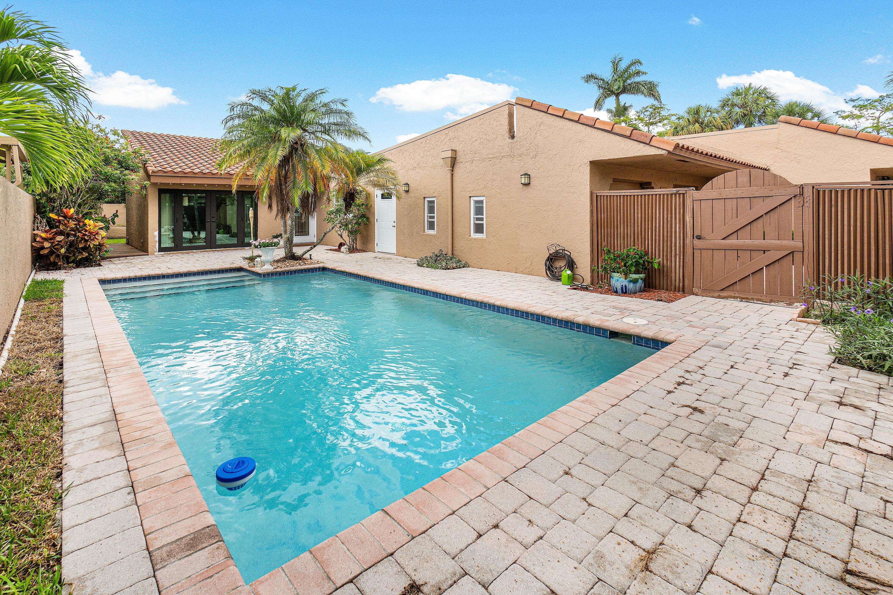 Boca Raton, FL 33433,6624 Patio LN
