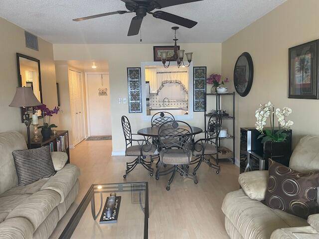 Sunrise, FL 33322,2950 W Sunrise Lakes DR 306