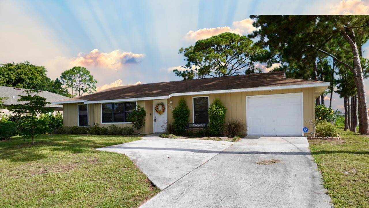 Port Saint Lucie, FL 34983,603 SW Todd AVE