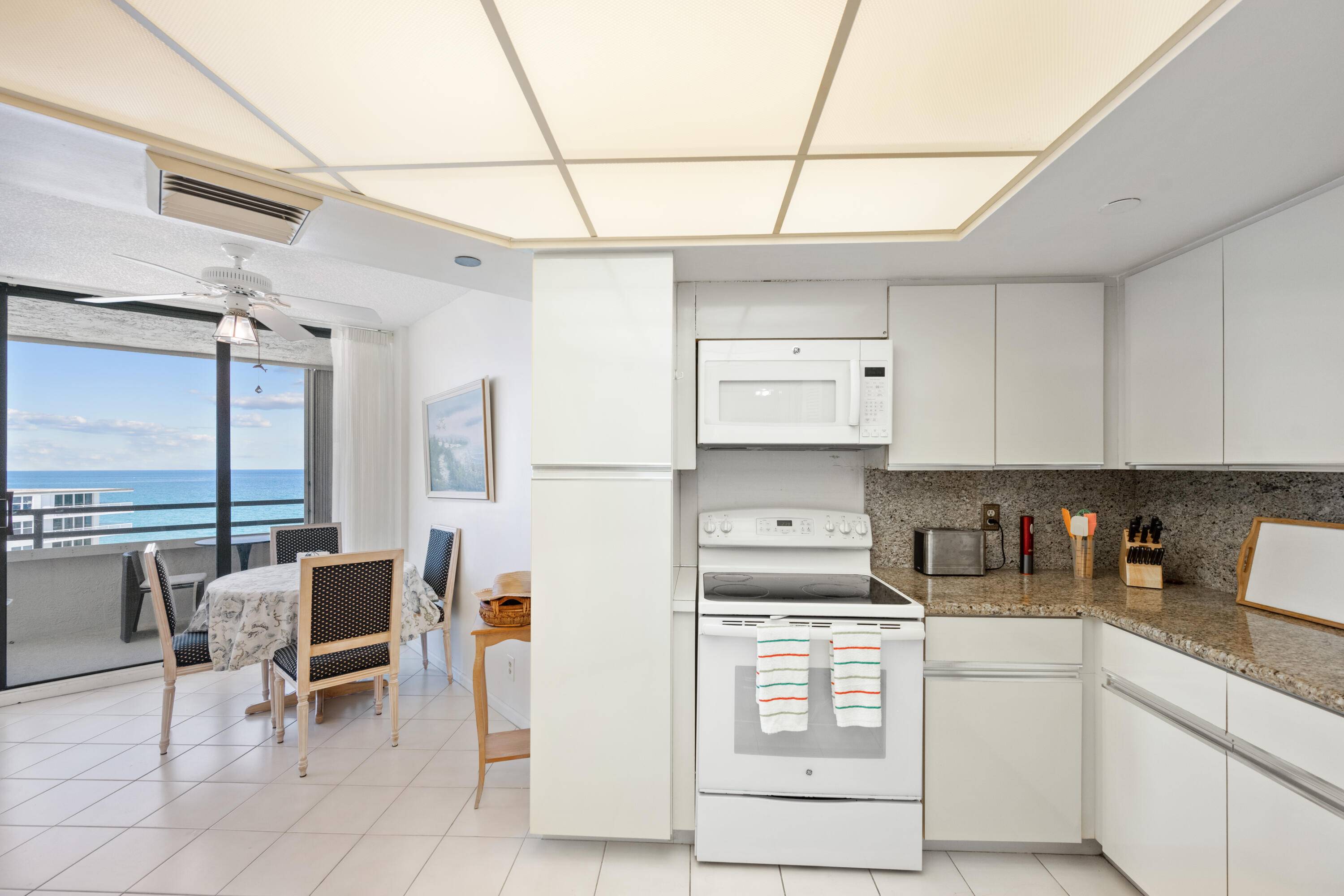South Palm Beach, FL 33480,3560 S Ocean BLVD Ph-6