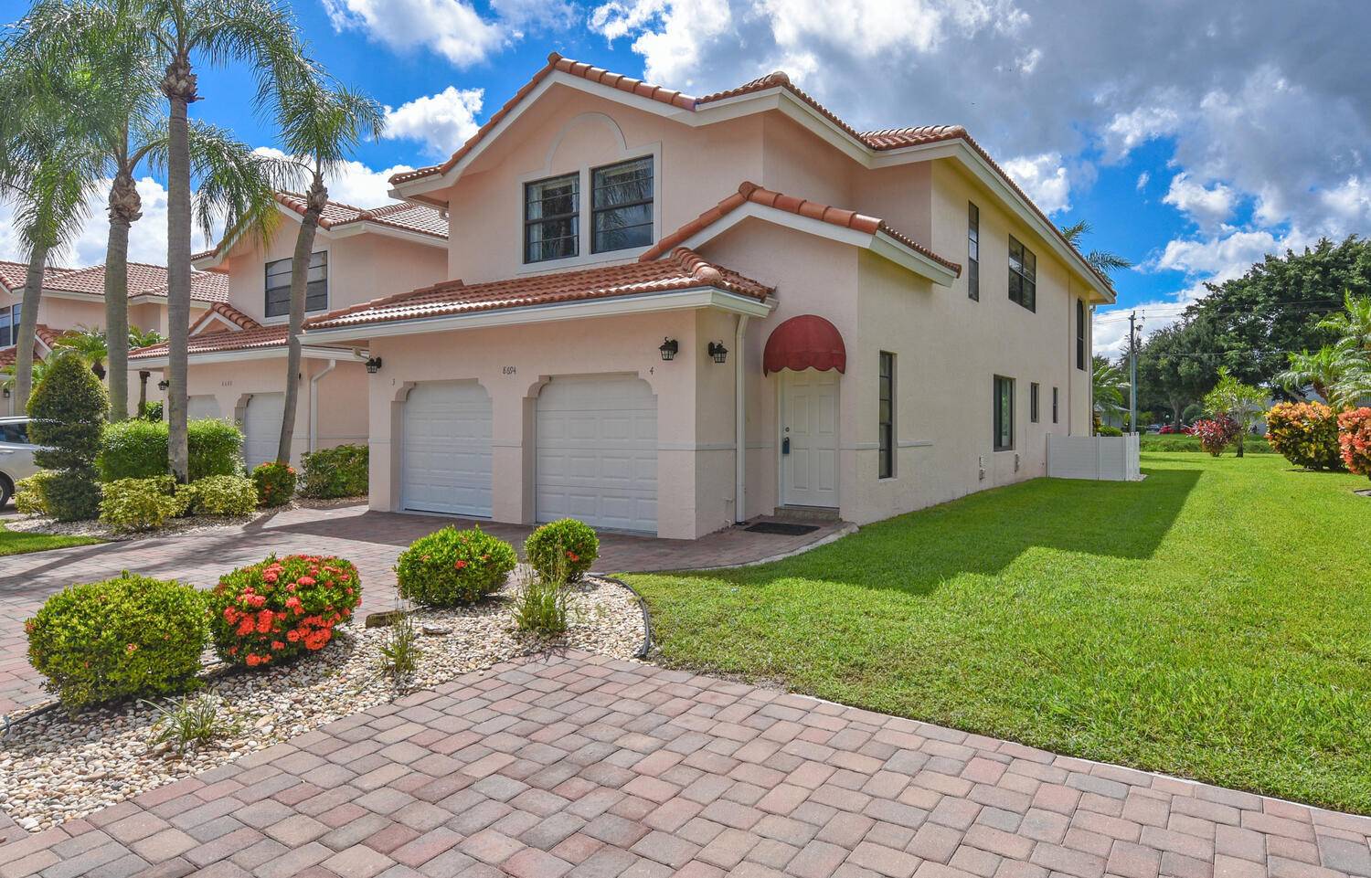 Boca Raton, FL 33496,8694 Via Reale 4 (61u)