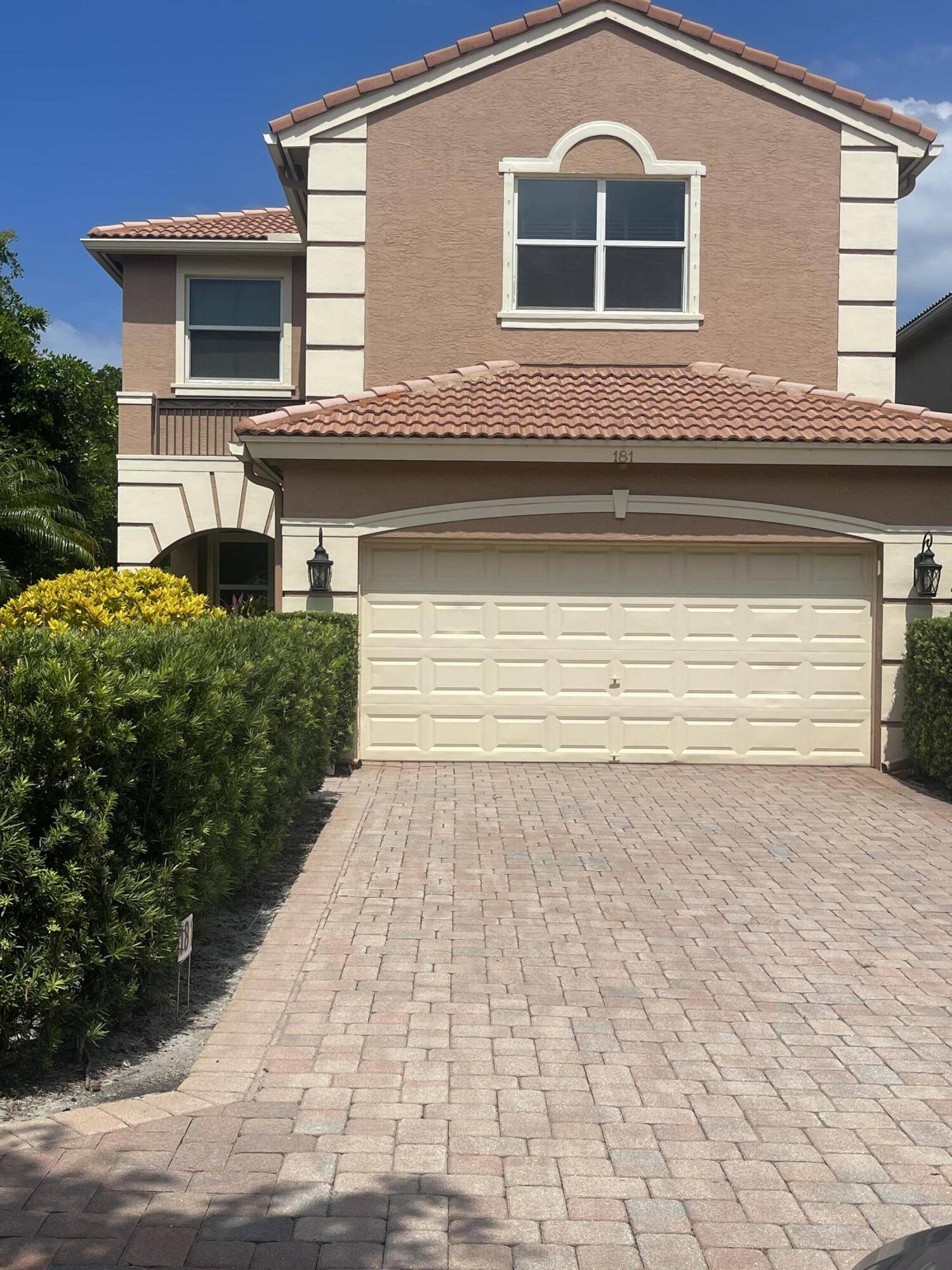 Palm Beach Gardens, FL 33418,181 Isle Verde WAY