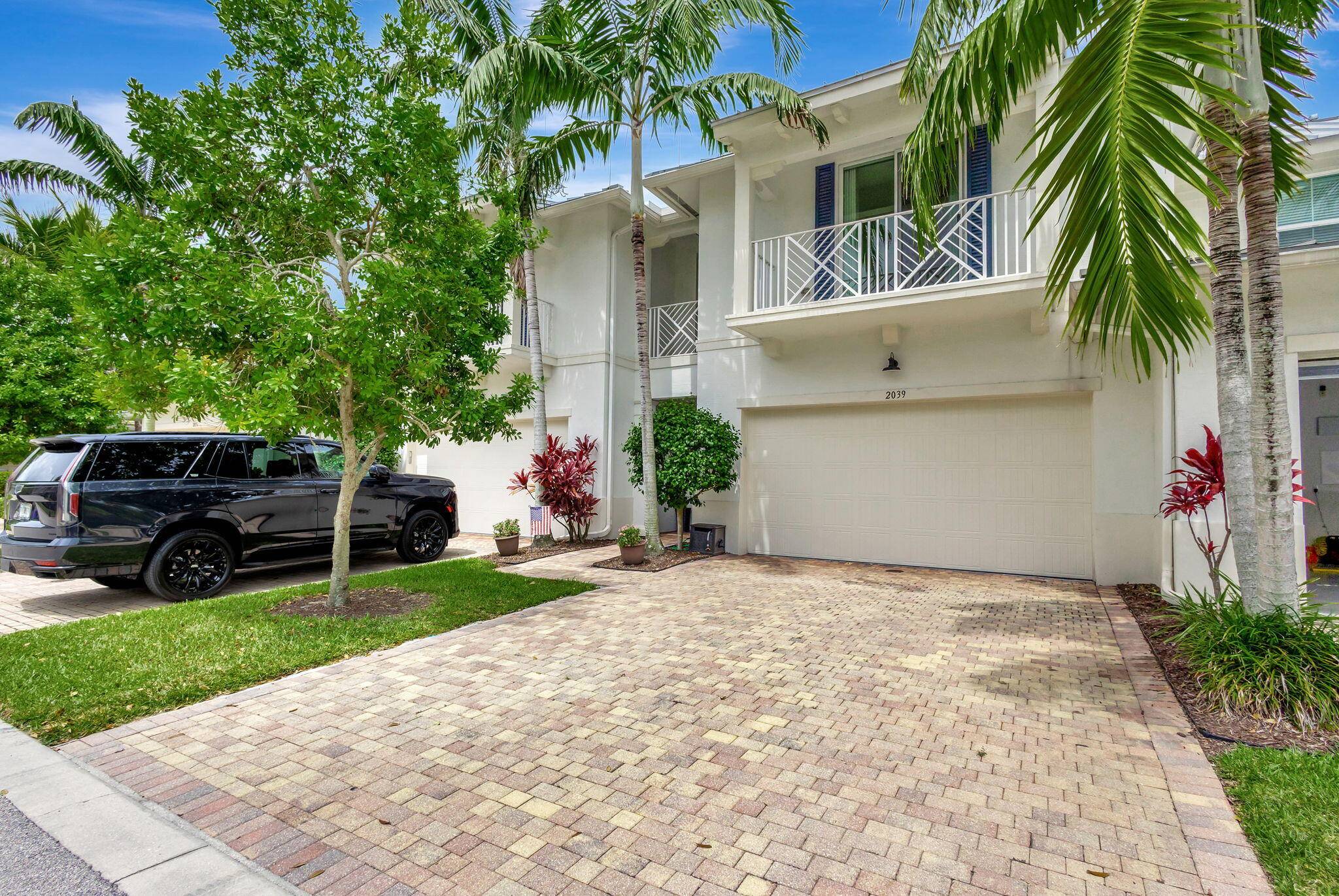 Palm Beach Gardens, FL 33418,2039 Chelsea PL