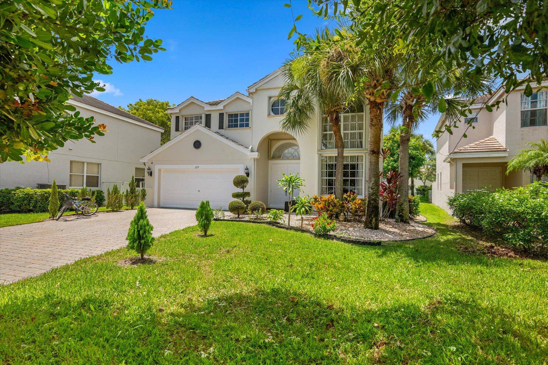 Royal Palm Beach, FL 33414,277 Berenger WALK