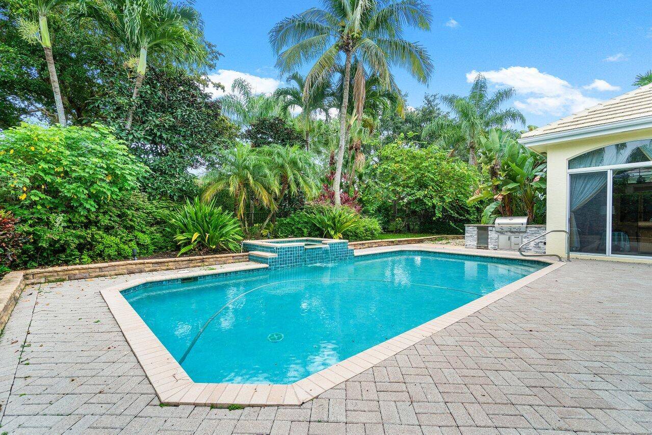 Palm Beach Gardens, FL 33418,122 Chasewood CIR