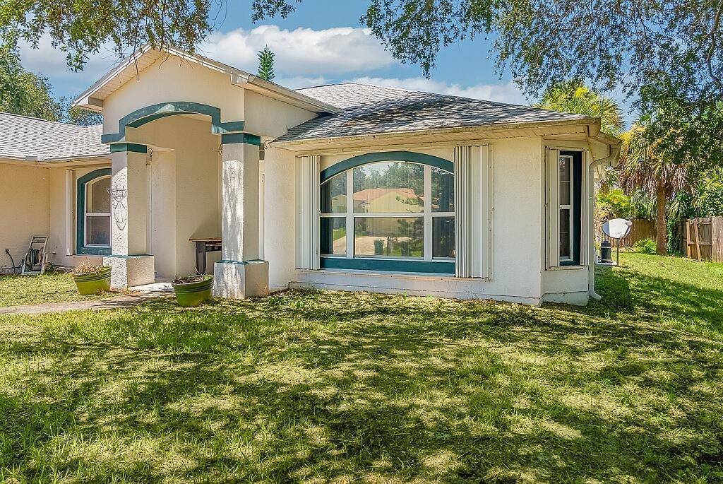 Sebastian, FL 32958,492 Biscayne LN