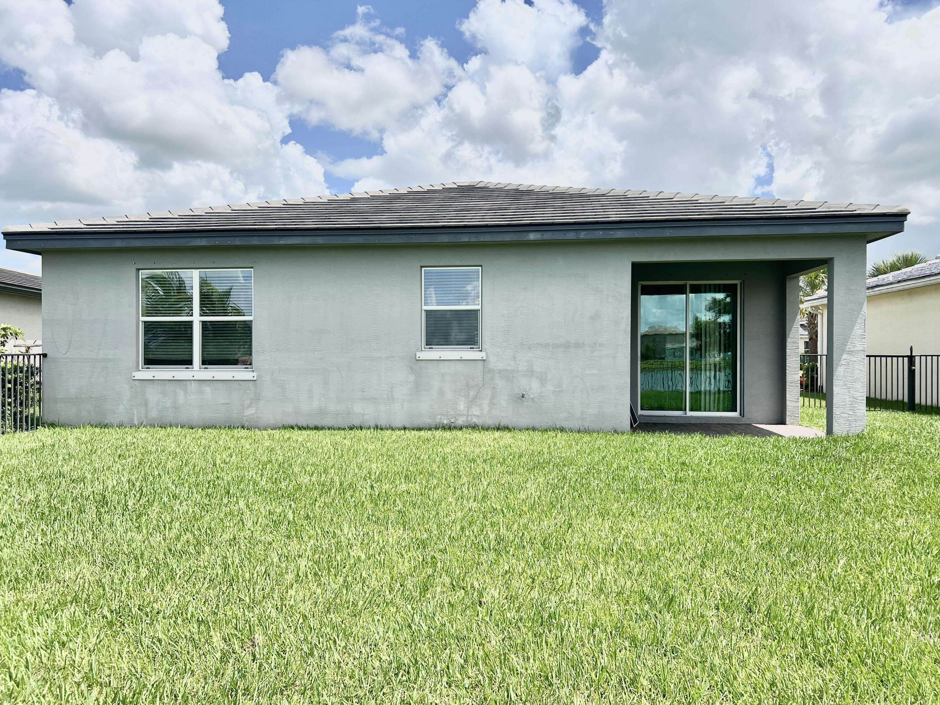 Port Saint Lucie, FL 34987,8292 NW Greenbank CIR