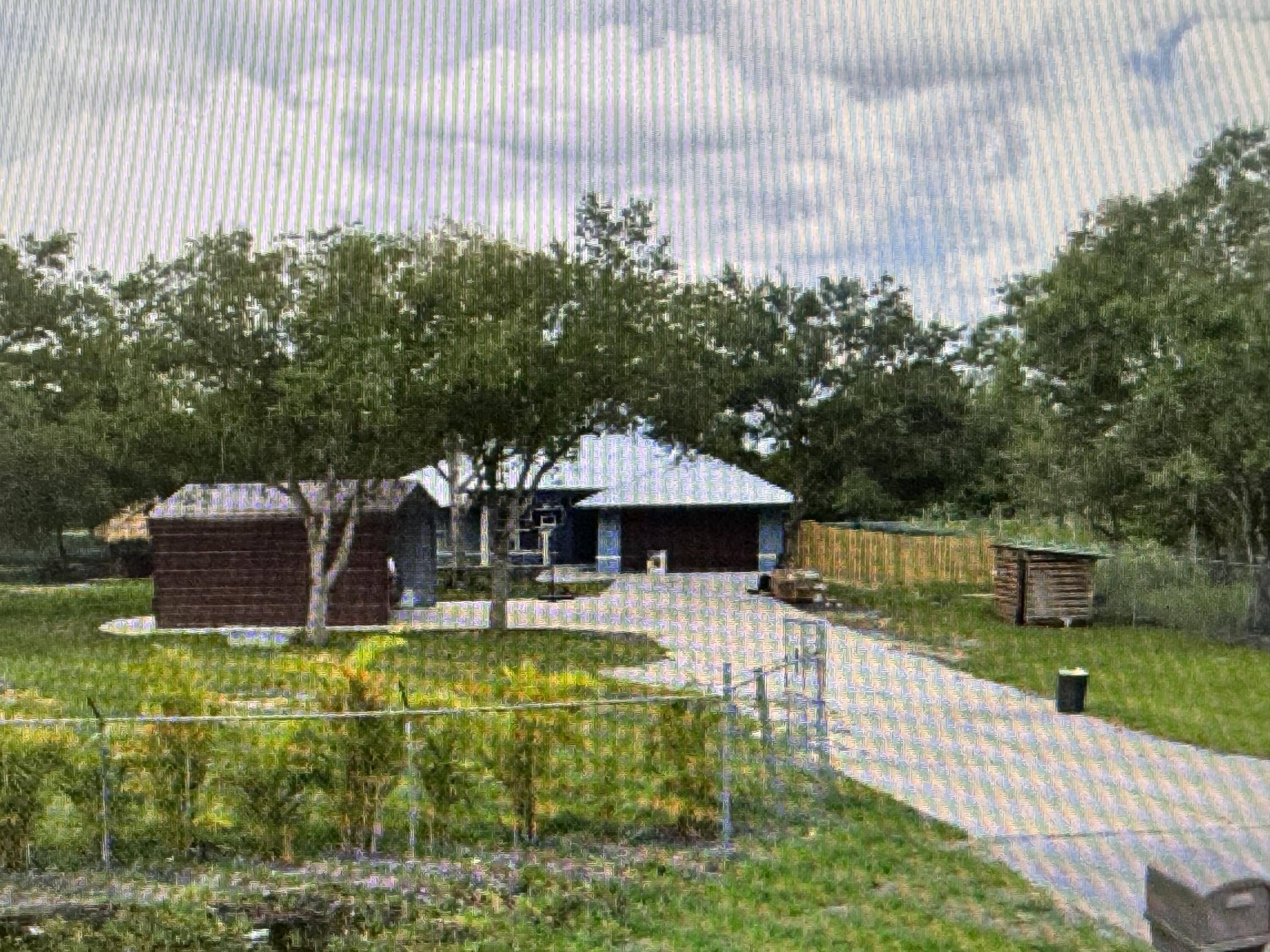 Clewiston, FL 33440,8052 County Road 833