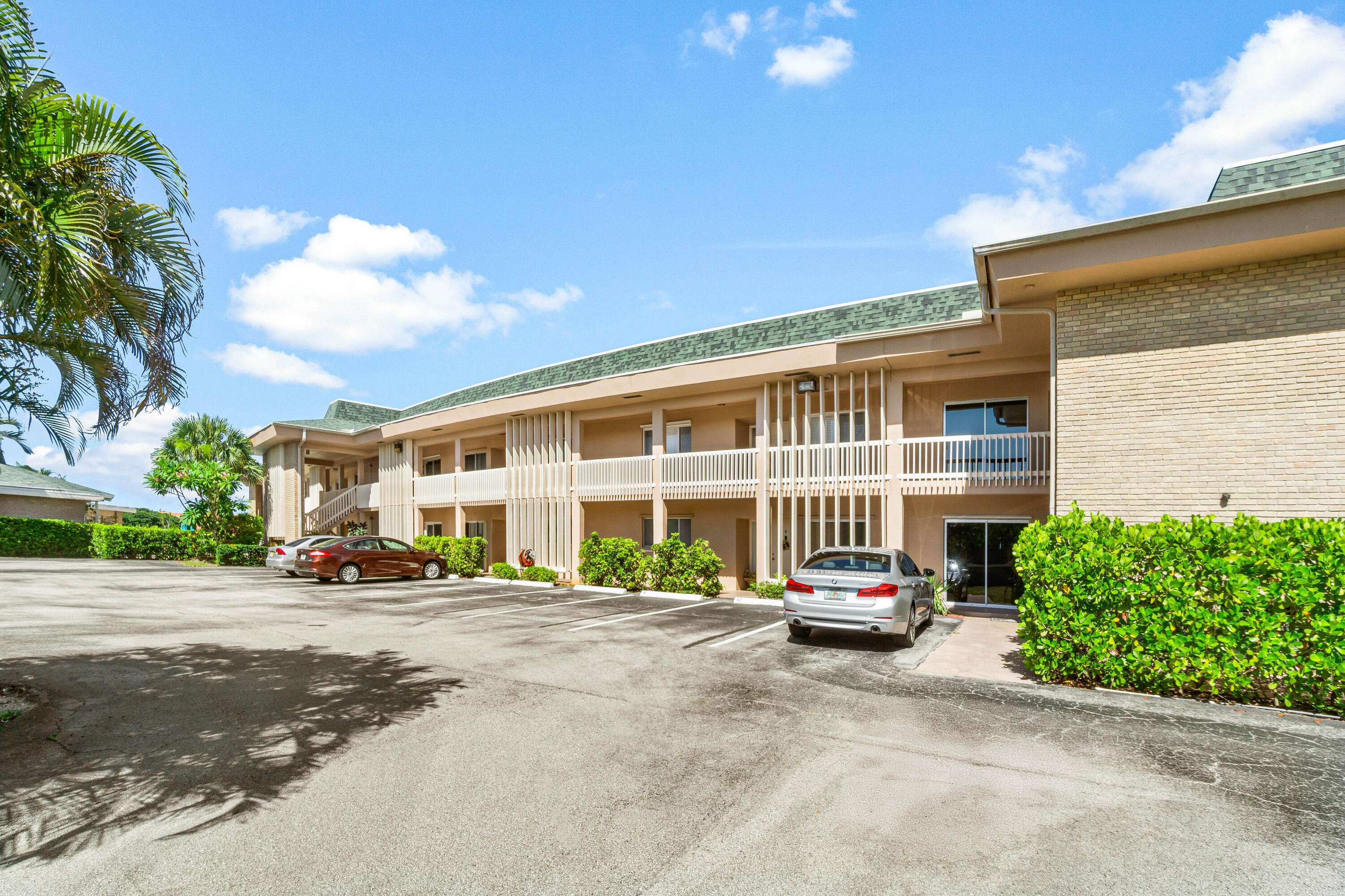 Palm Beach Gardens, FL 33418,11800 Avenue Of P G A 10