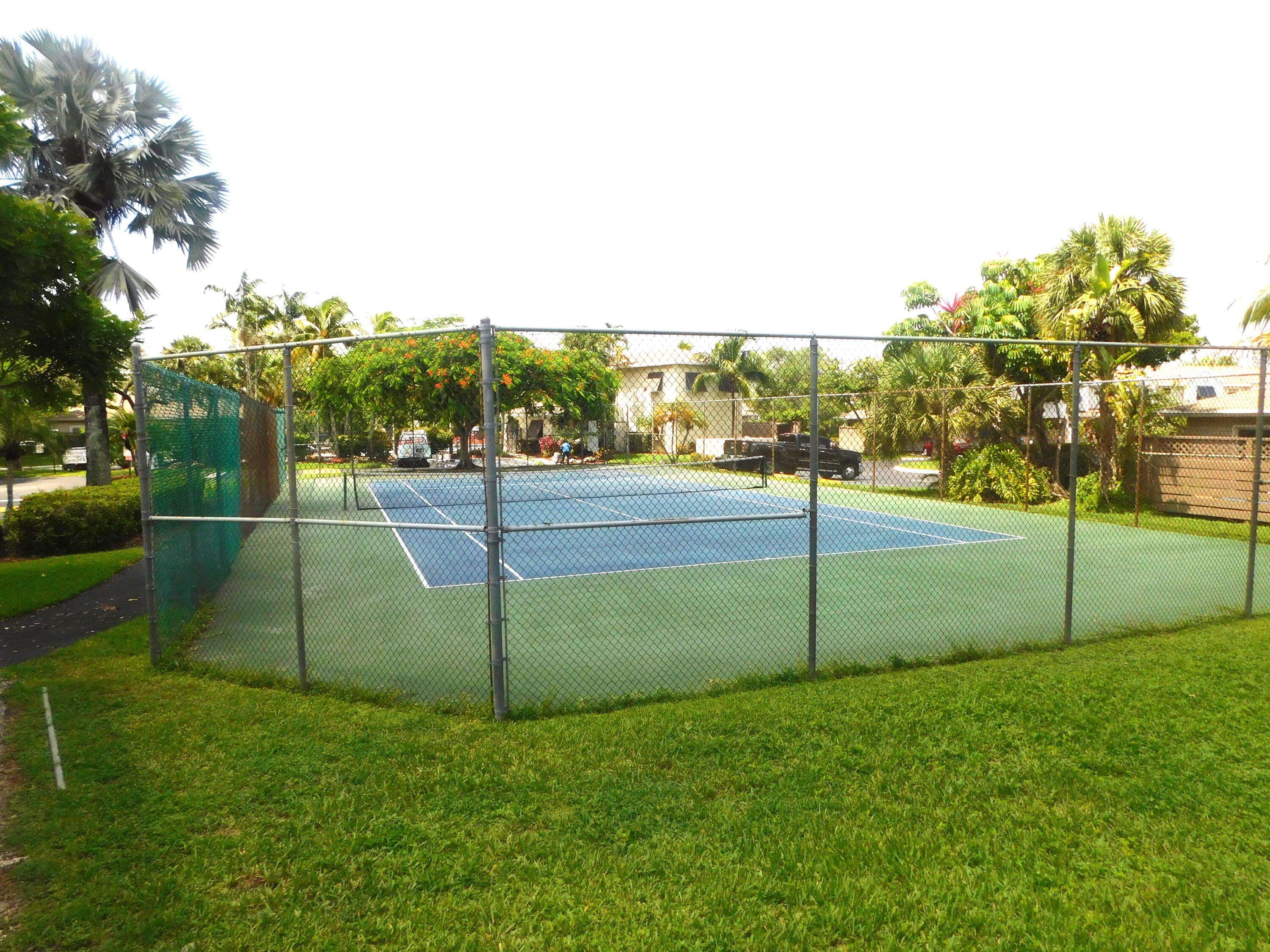 Margate, FL 33063,4924 S Hemingway CIR