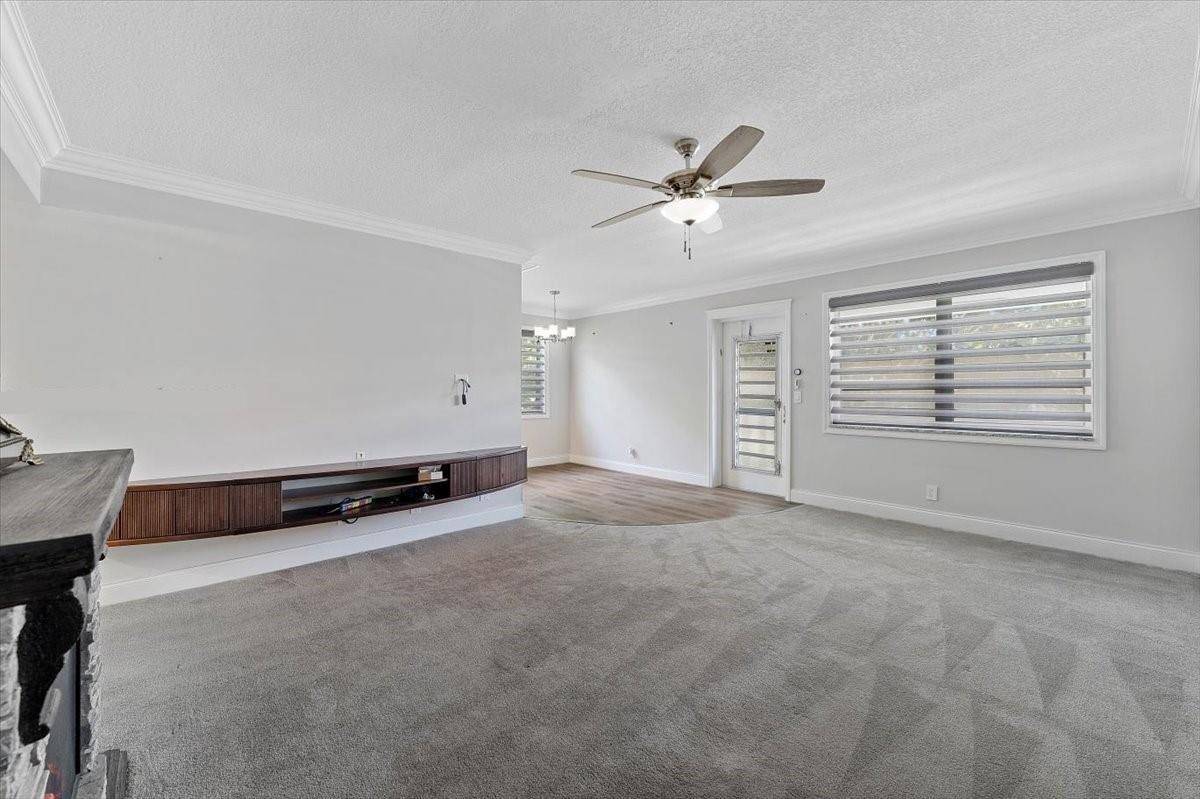 Deerfield Beach, FL 33442,301 Farnham M 301