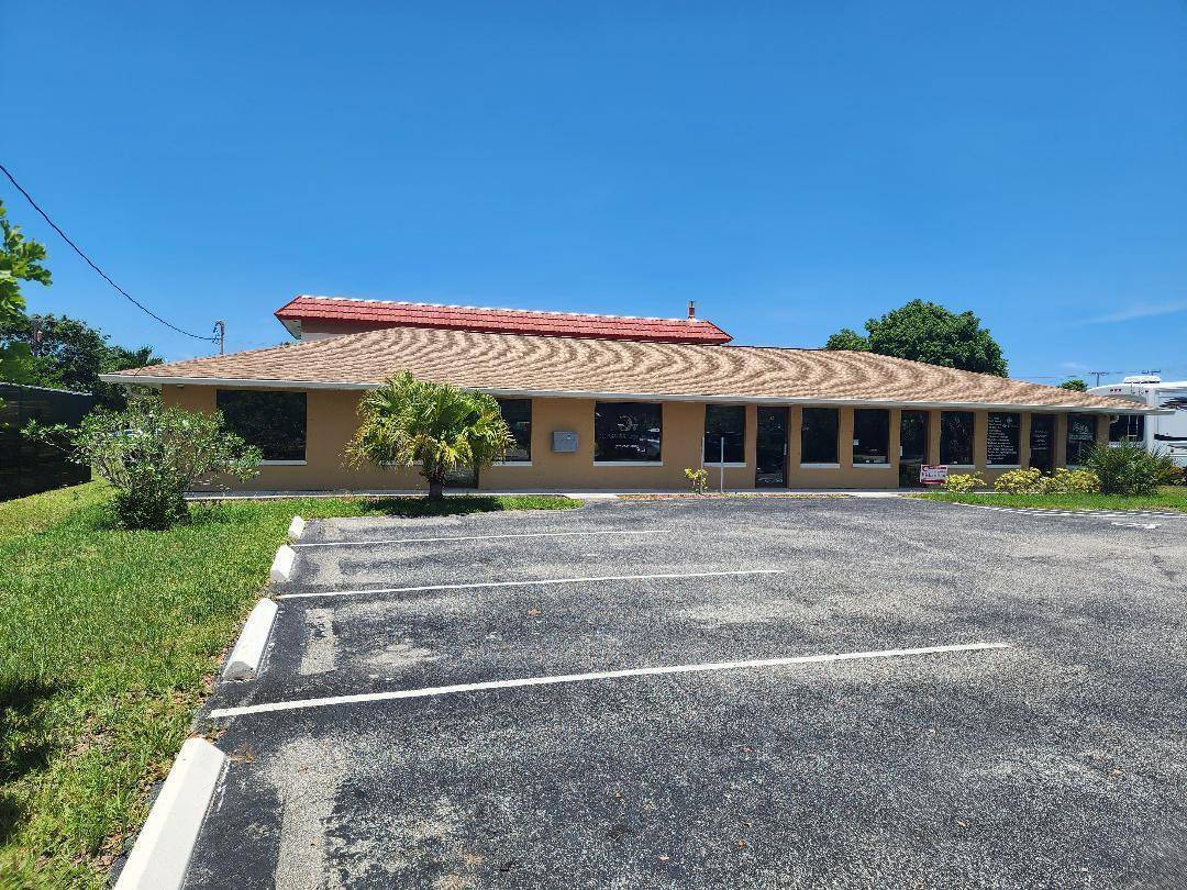 Fort Pierce, FL 34982,492 Maple AVE