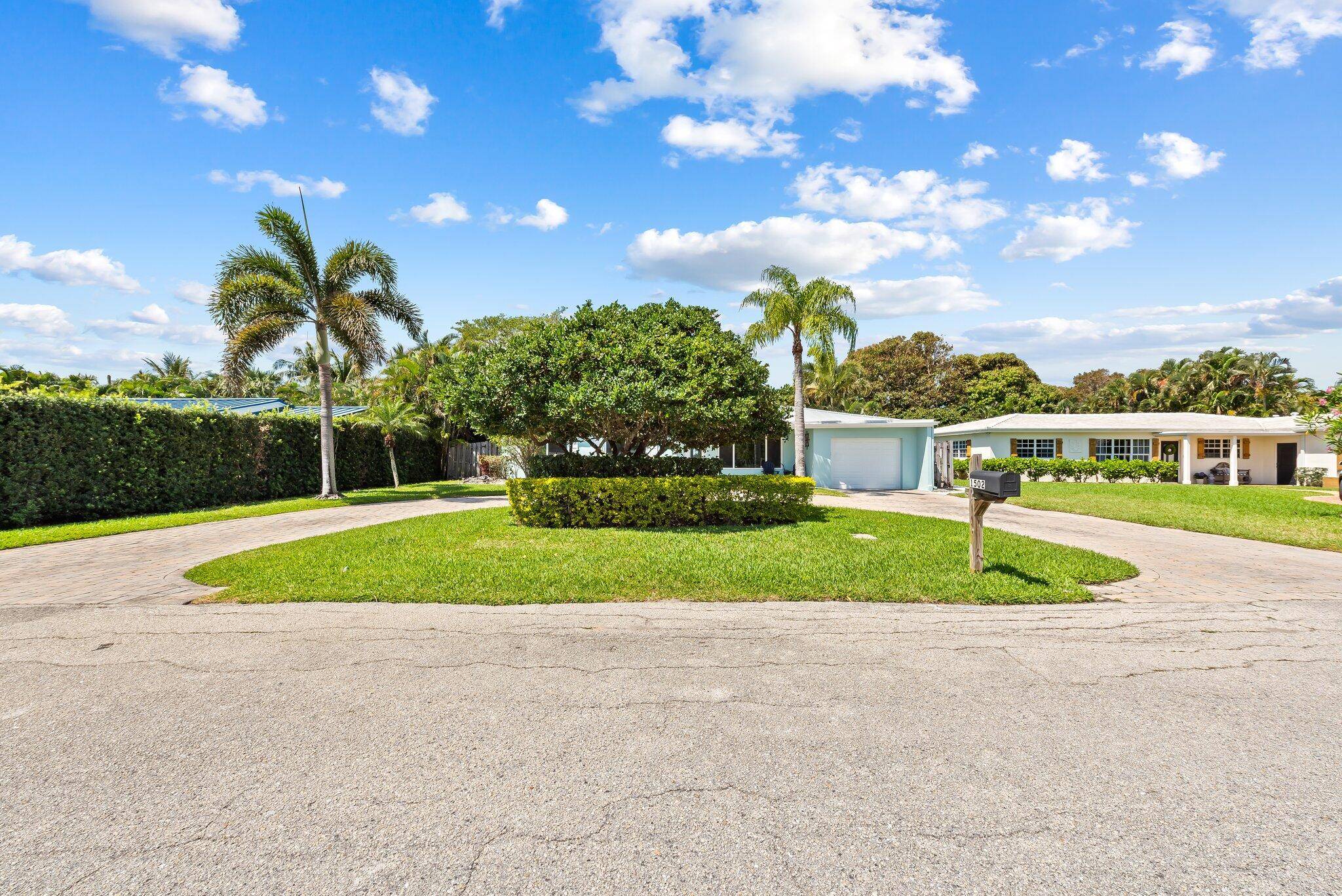 Delray Beach, FL 33444,1502 Highland LN