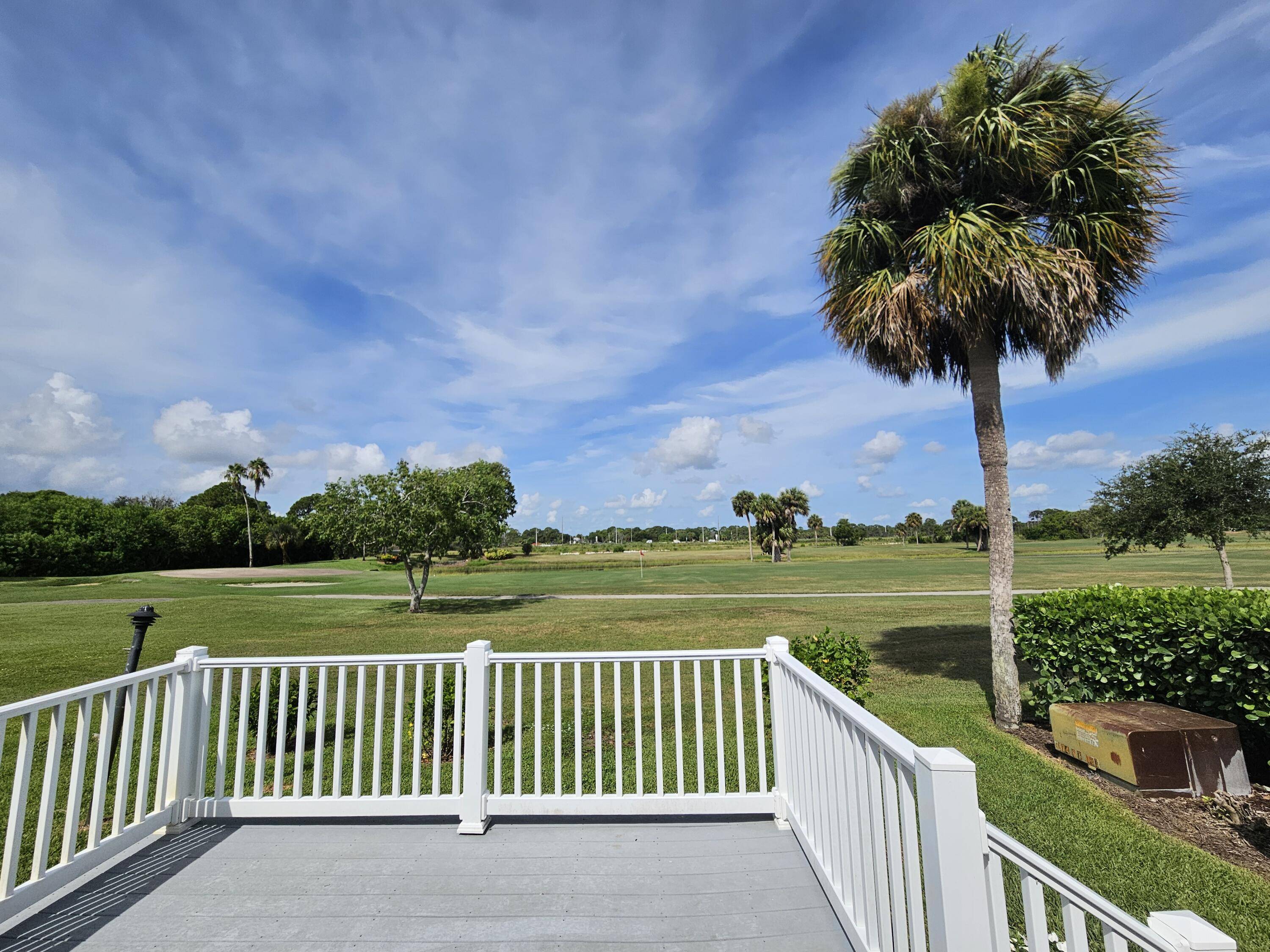 Hobe Sound, FL 33455,8004 SE Saratoga DR
