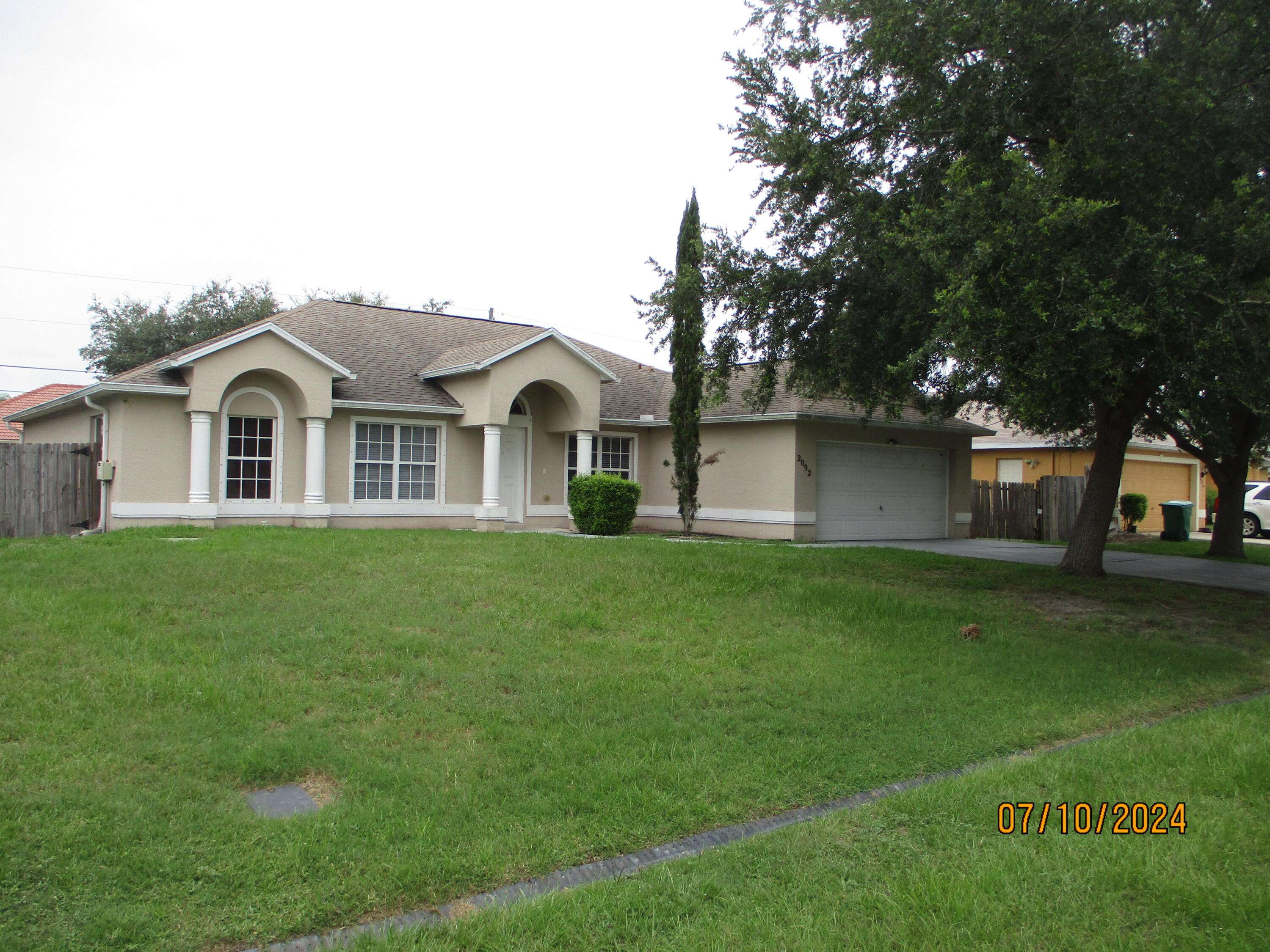 Port Saint Lucie, FL 34953,2092 SW Pruitt ST