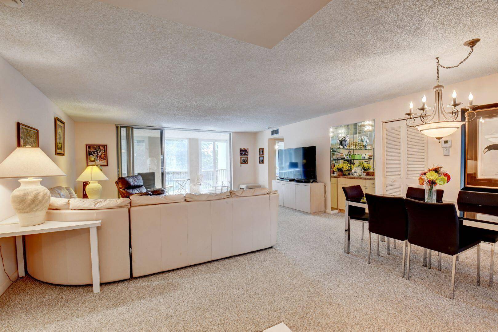 Boca Raton, FL 33433,7370 Orangewood LN 202
