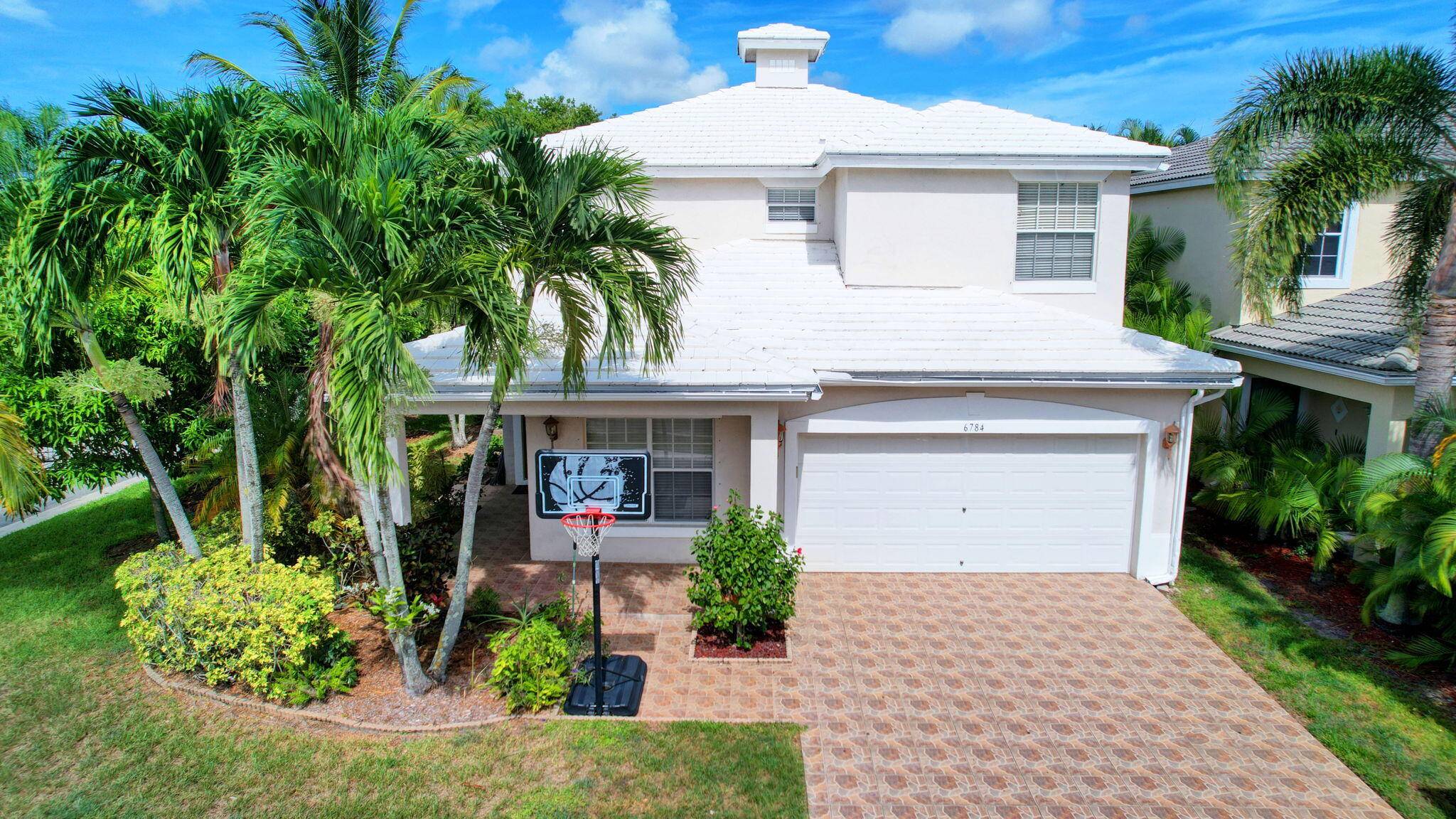 Lake Worth, FL 33463,6784 Hendry DR