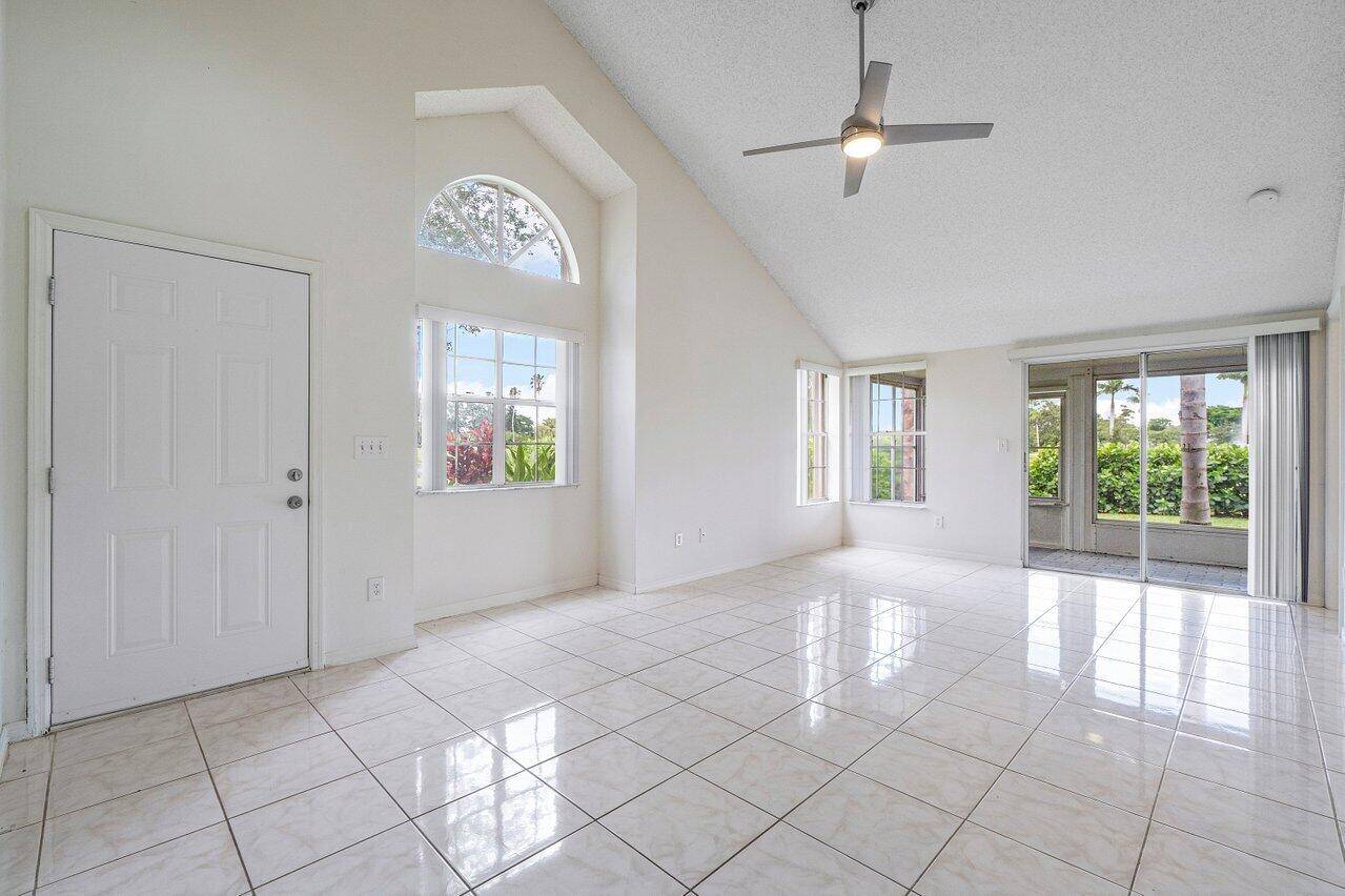 Lake Worth, FL 33467,6134 Bear Creek CT