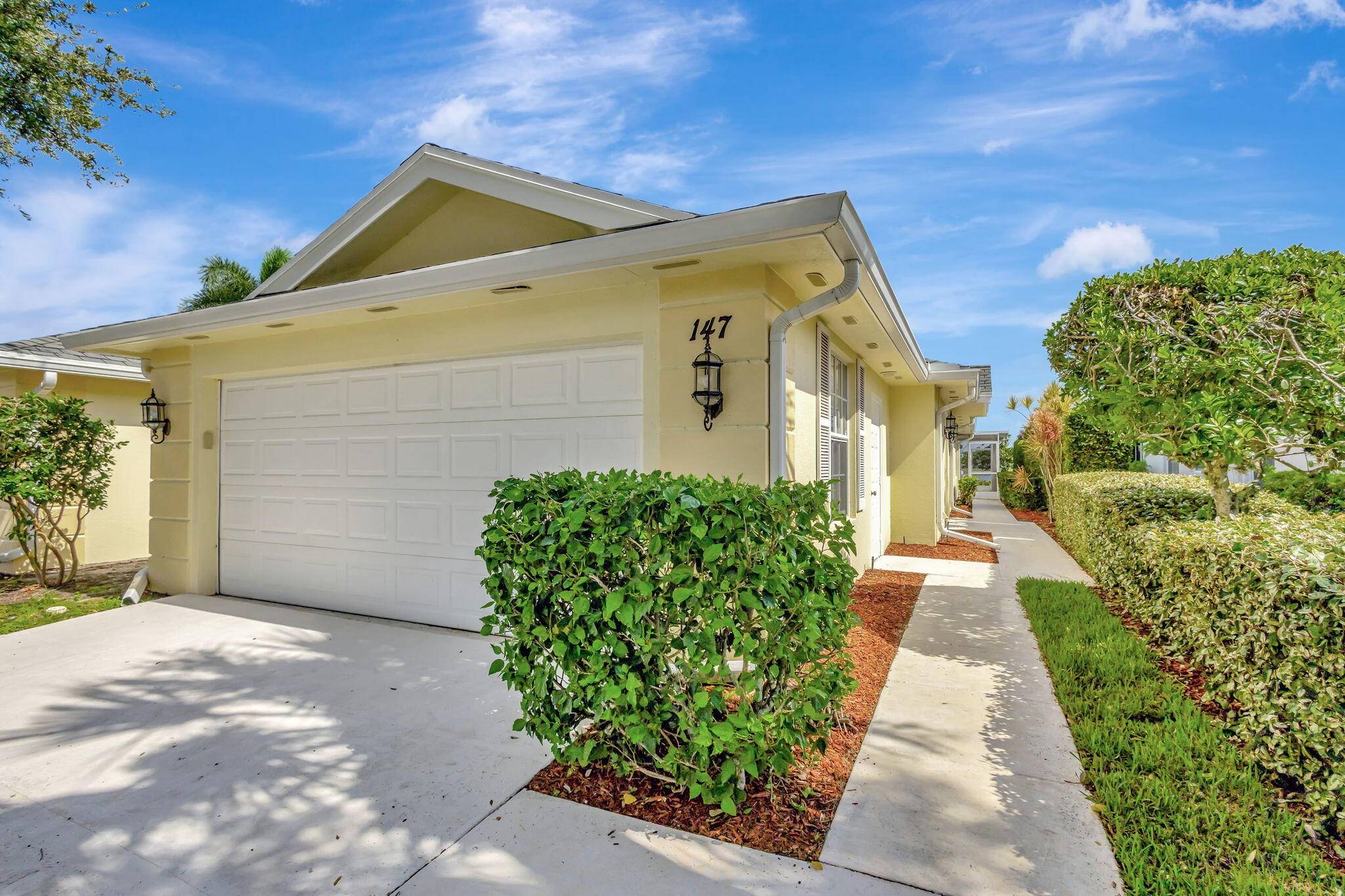 Jupiter, FL 33458,147 Brier CIR