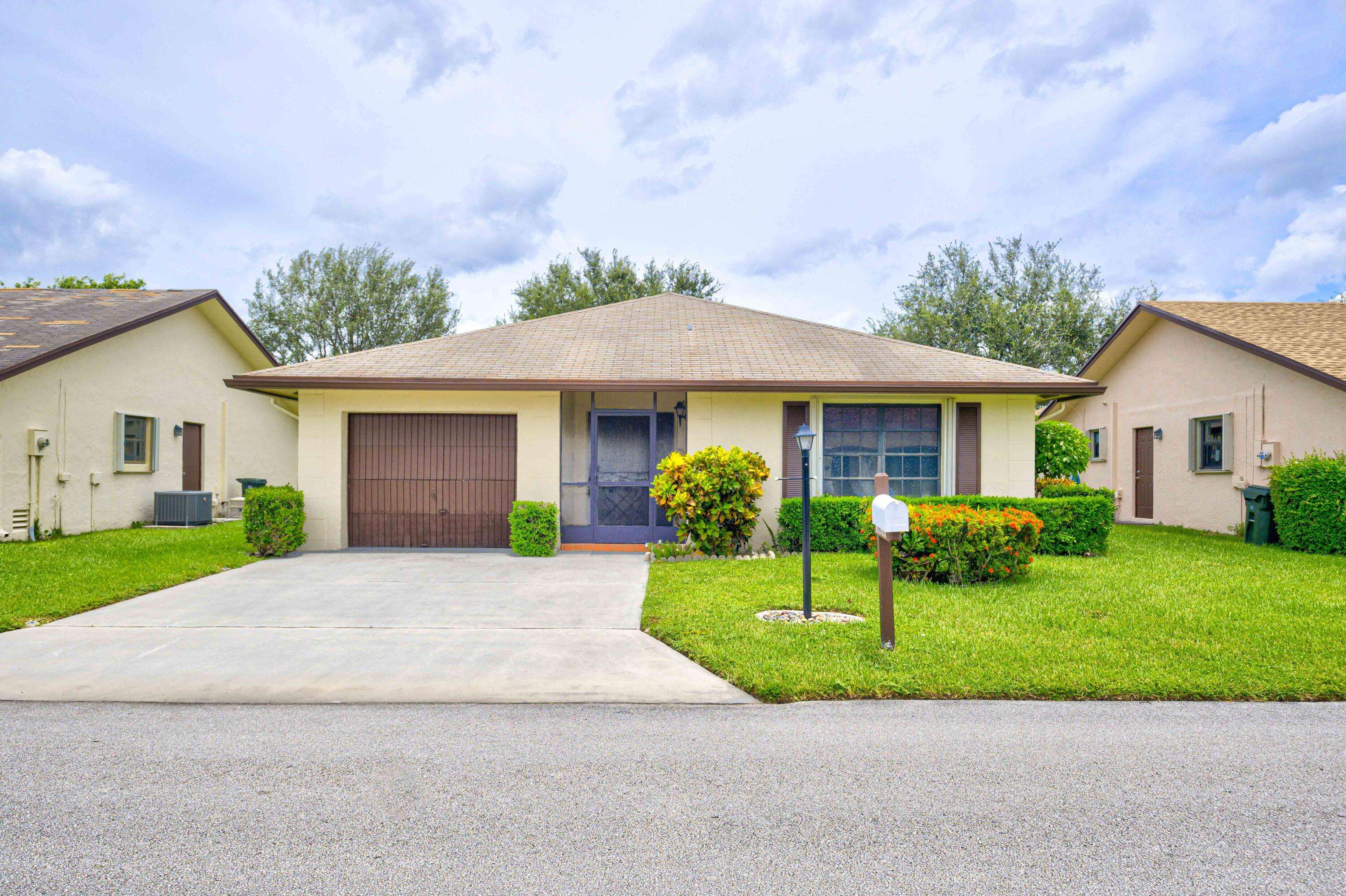 Greenacres, FL 33463,6313 Tall Cypress CIR