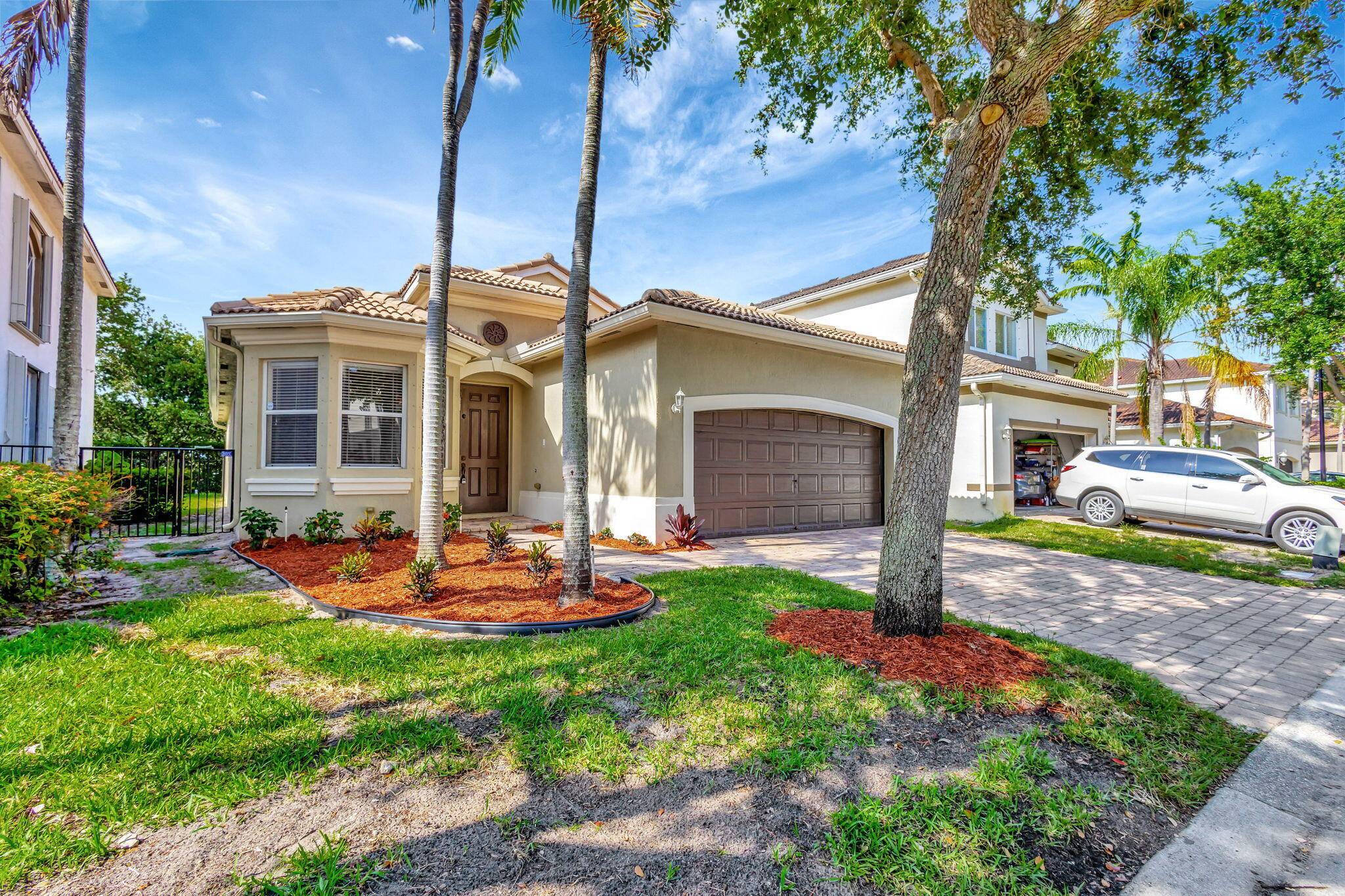 Riviera Beach, FL 33404,1113 Center Stone LN