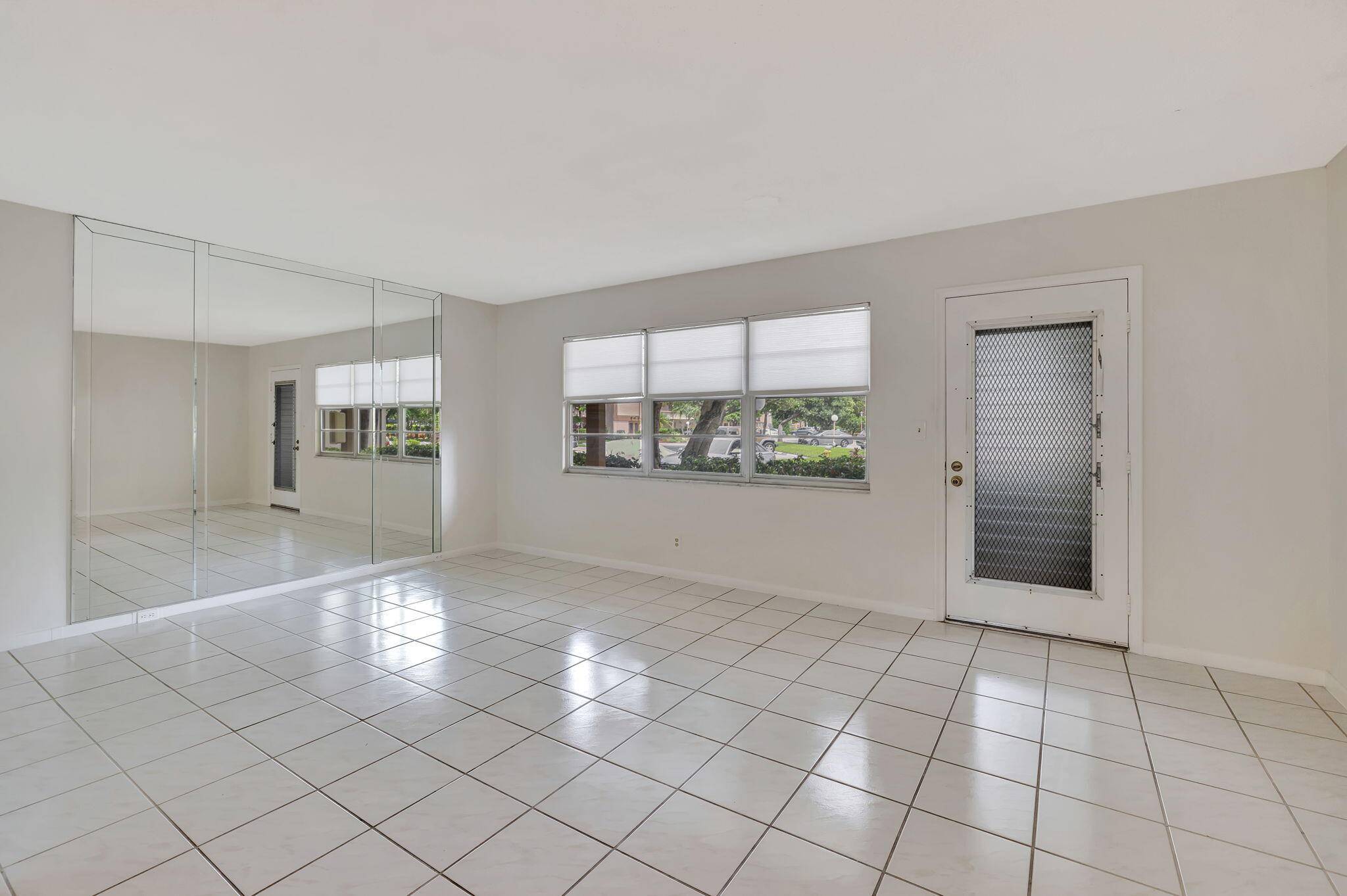 Coconut Creek, FL 33066,4302 Martinique CIR H1