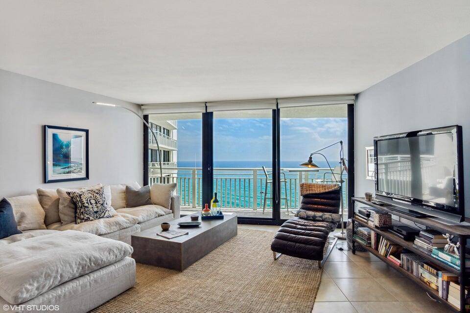 Singer Island, FL 33404,3000 N Ocean DR 25e