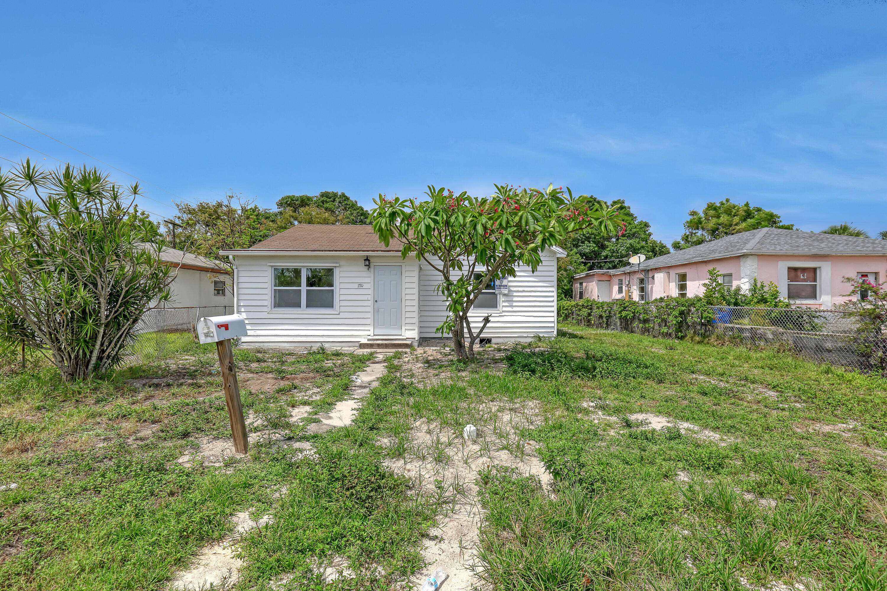 Riviera Beach, FL 33404,170 W 23rd ST