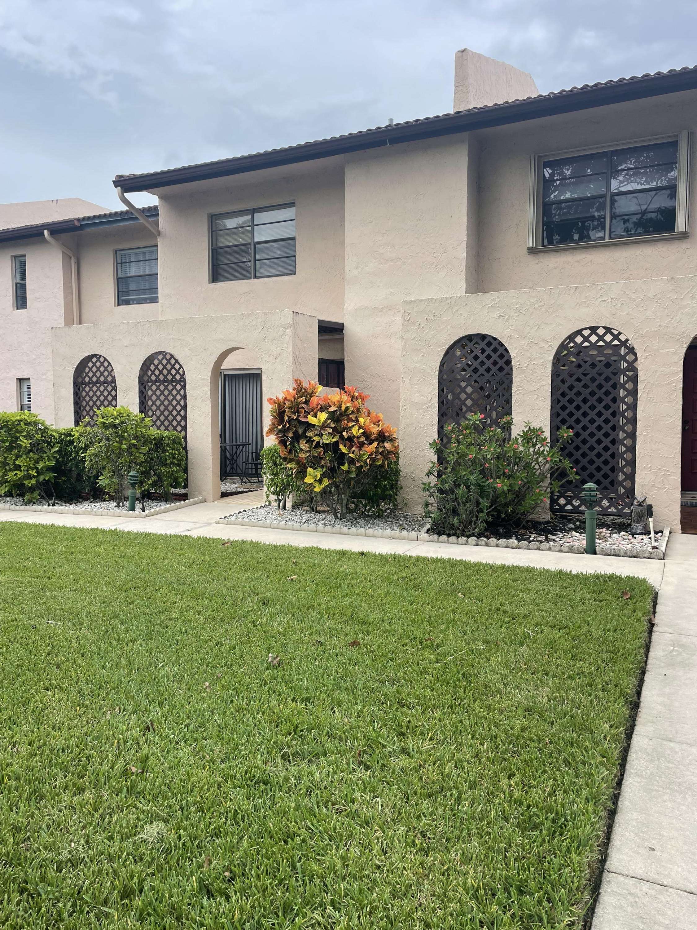 Boca Raton, FL 33428,9259 Vista Del Lago 18g