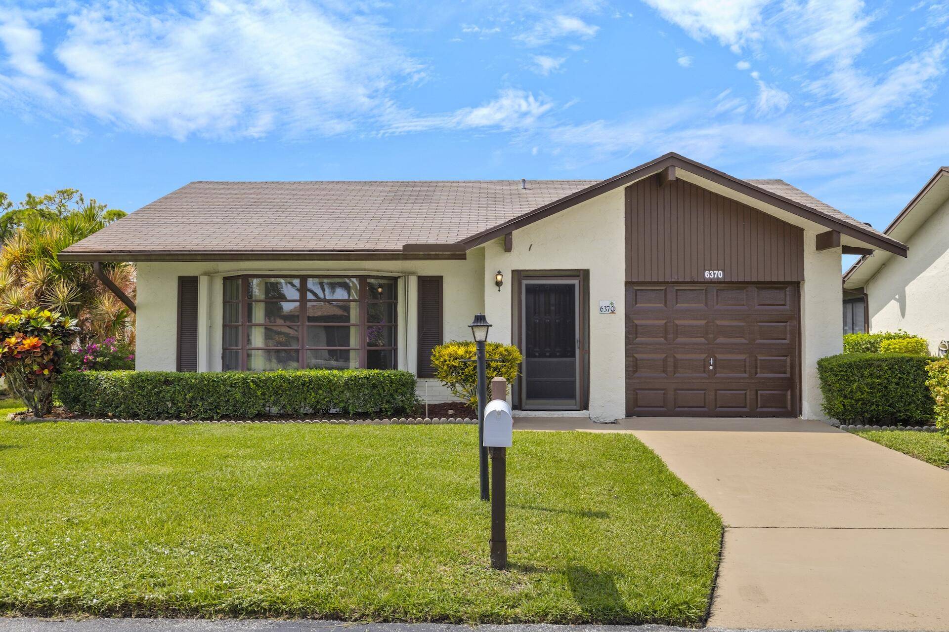 Greenacres, FL 33463,6370 Lakemont CIR